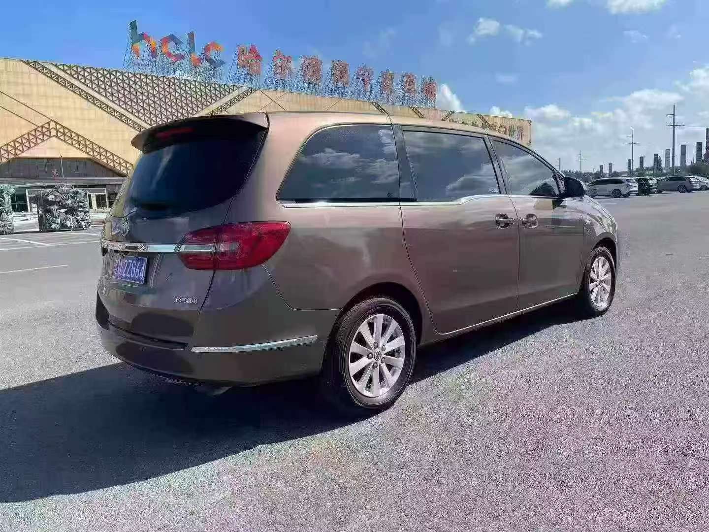 Buick GL8 2019 28T Comfort 4