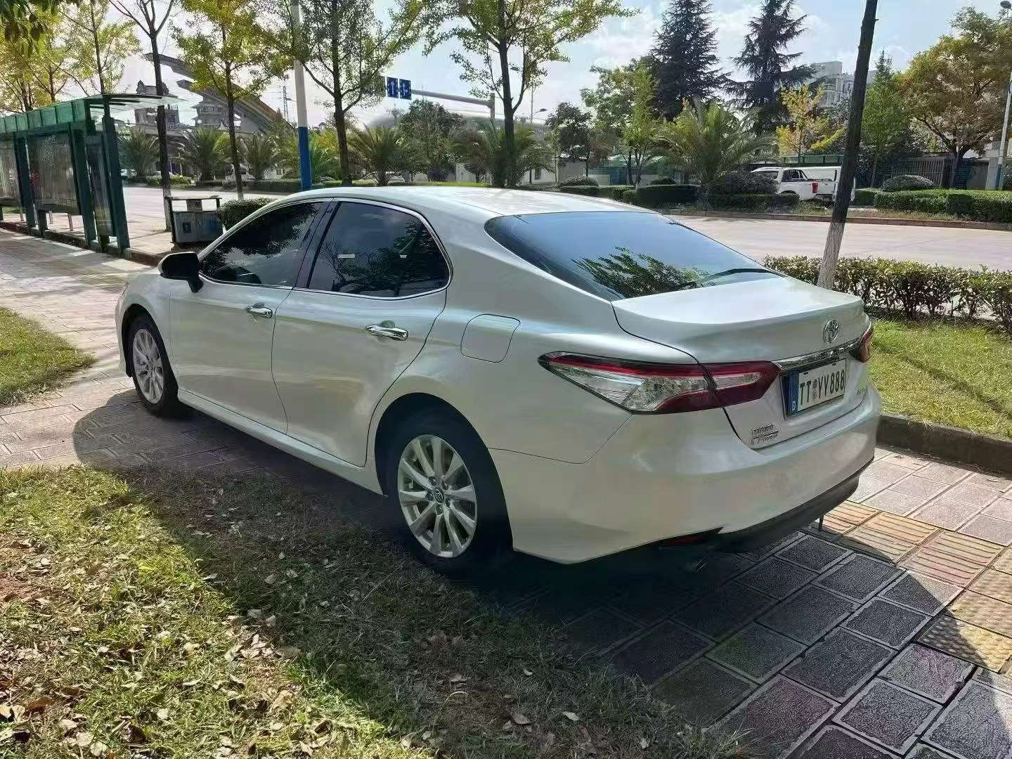 Toyota Camry 2.0G Luxury Edition 9