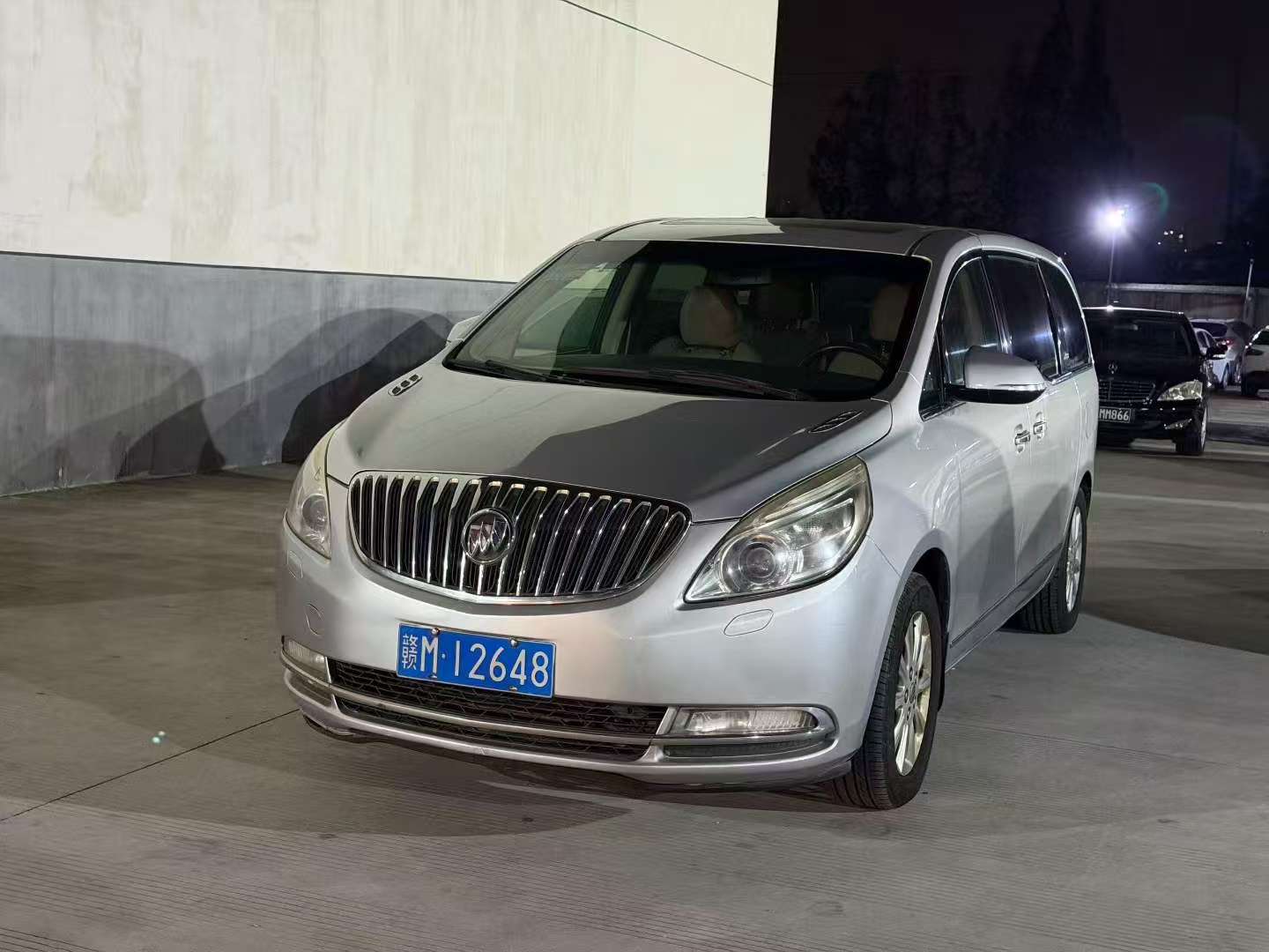 Buick GL8 2011 Flagship Edition 3.0 2