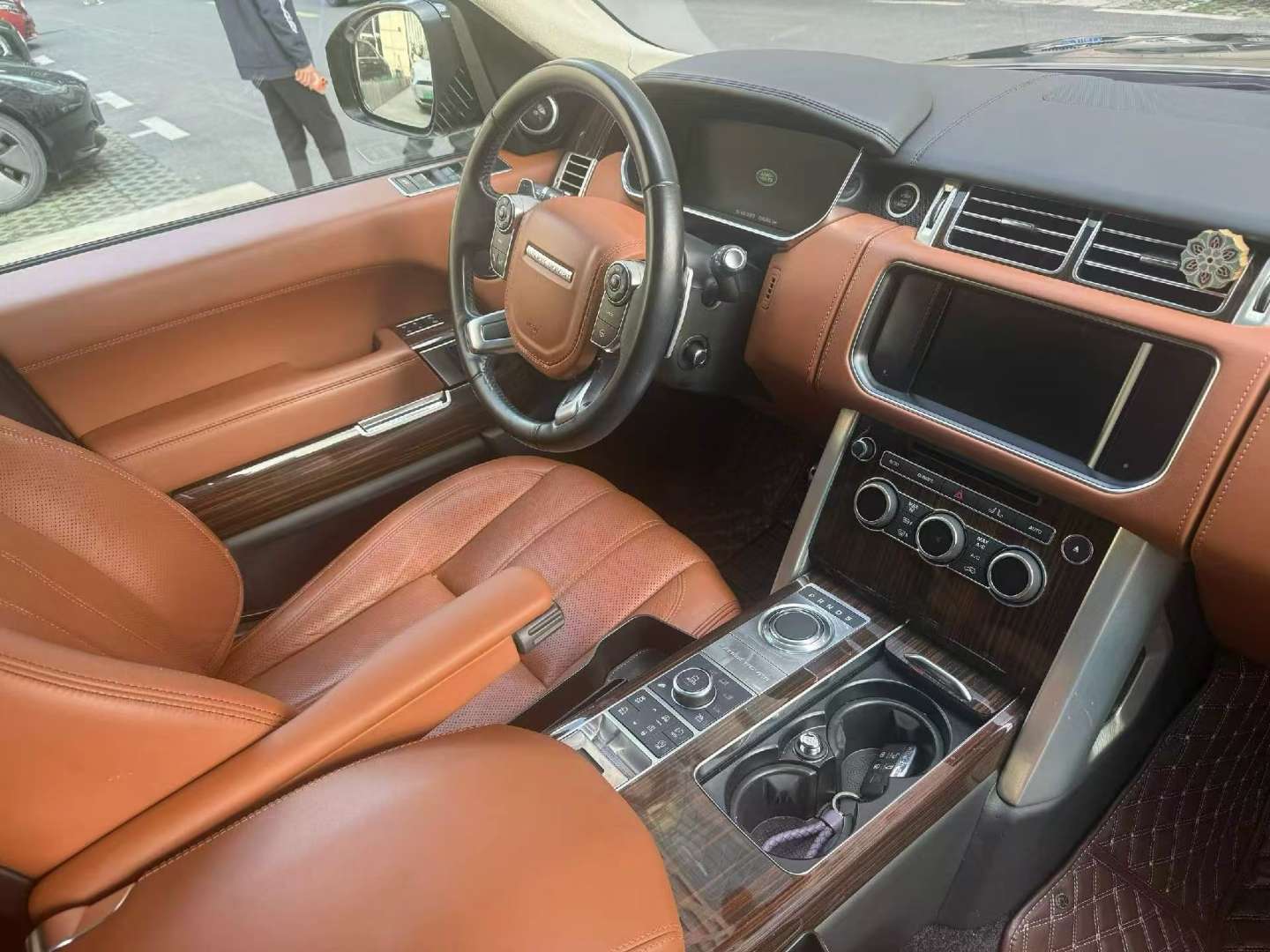 Land Rover Range Rover 2016 Resplendent Creation Extended 8