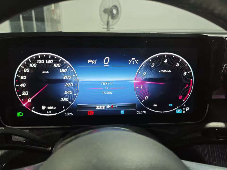 Mercedes-Benz C260L C260L 1.5T Sport 7
