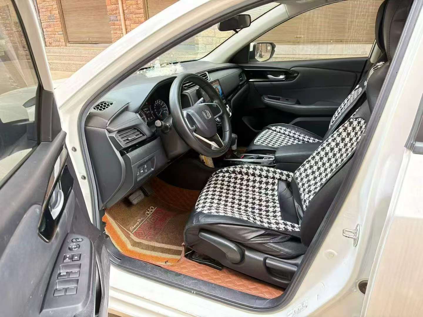 Honda Crider 1.0T Luxury Edition 4