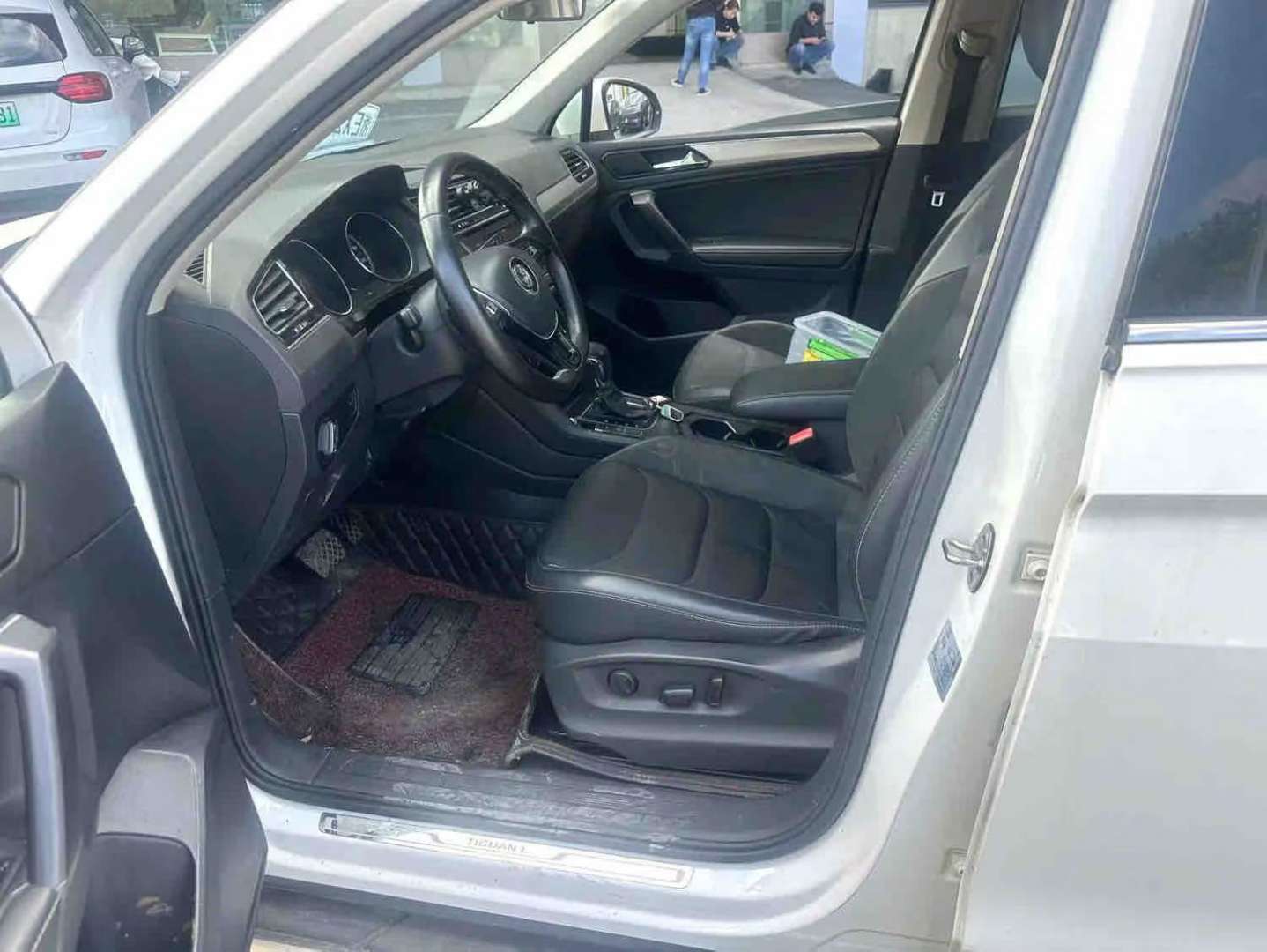 Volkswagen Tiguan L 330TSI Automatic 2WD Panorama Comfort 3