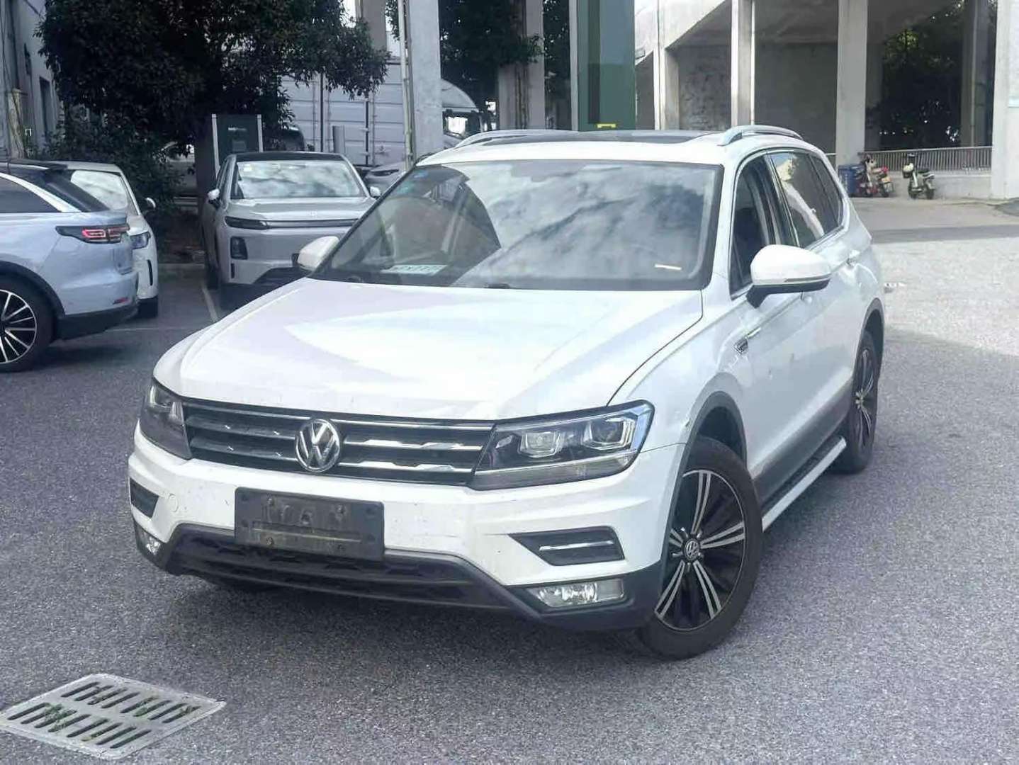 Volkswagen Tiguan L 330TSI Automatic 2WD Panorama Comfort