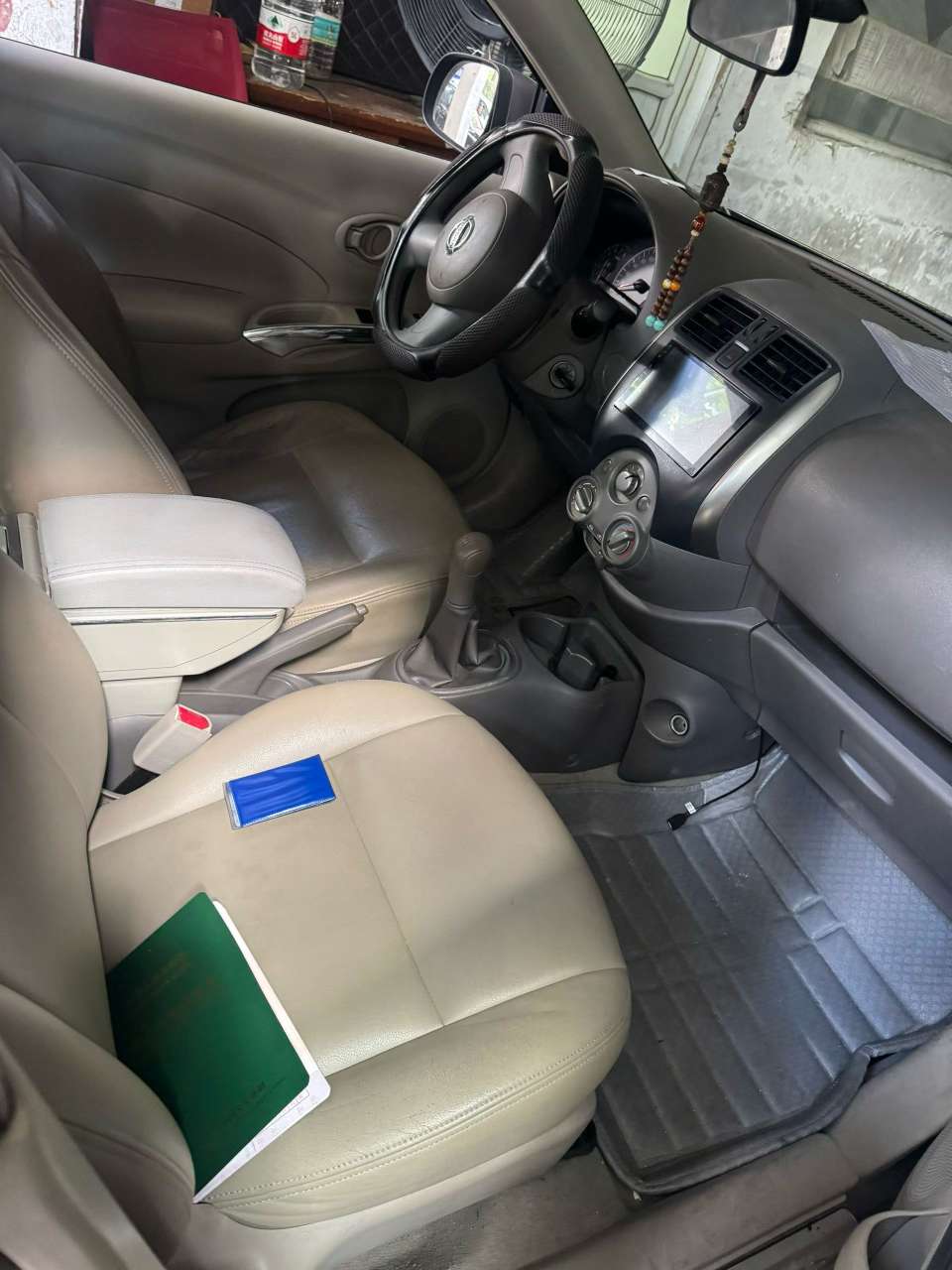 Nissan Sunny 2012 Manual Non-Powered Windows 4