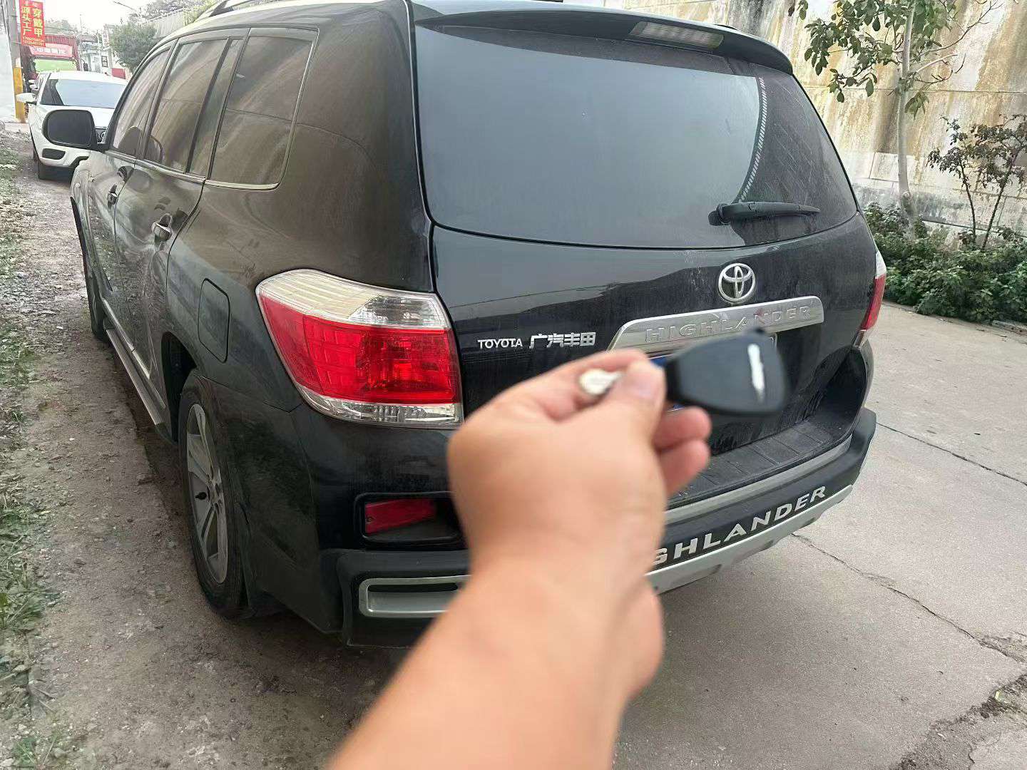 Toyota Highlander 7-Seat Luxury 5