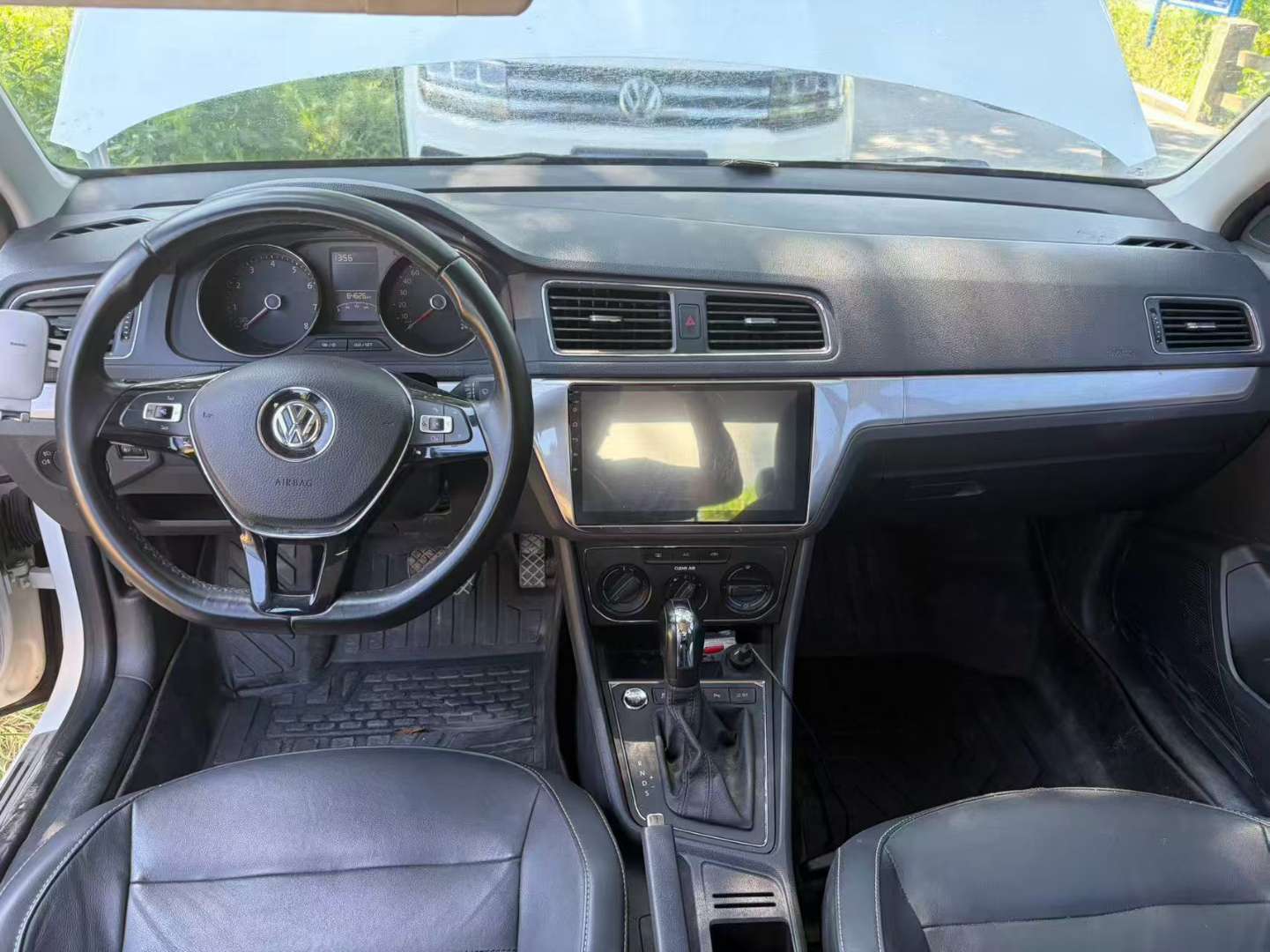 Volkswagen Lavida 2017 1.6L Automatic Comfort Edition 5