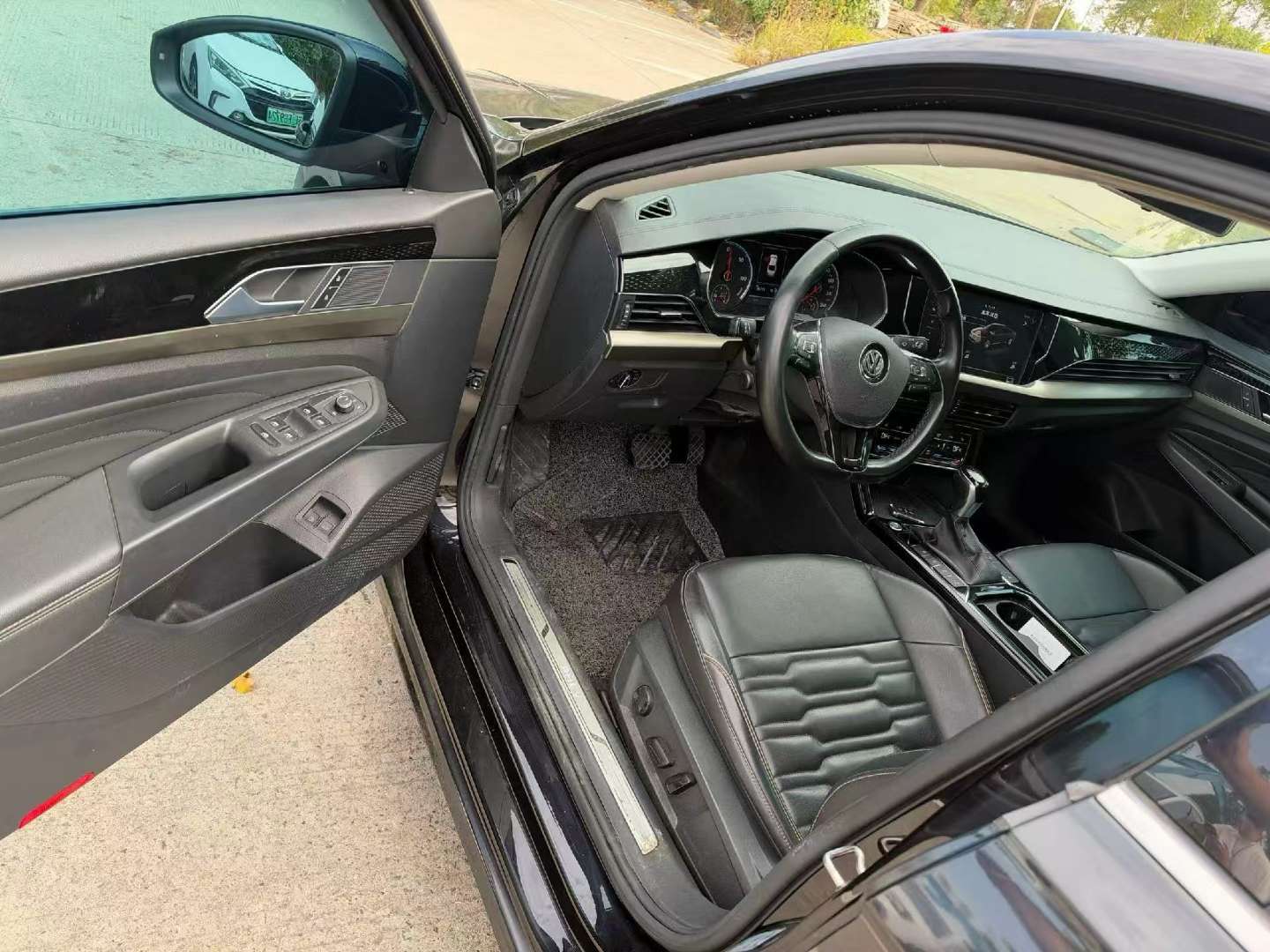 Volkswagen Passat 9