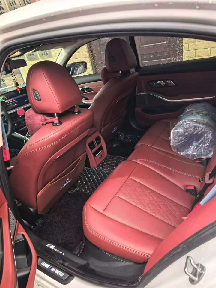 BMW 3 Series 2026 330Li M Sport Shadow 2