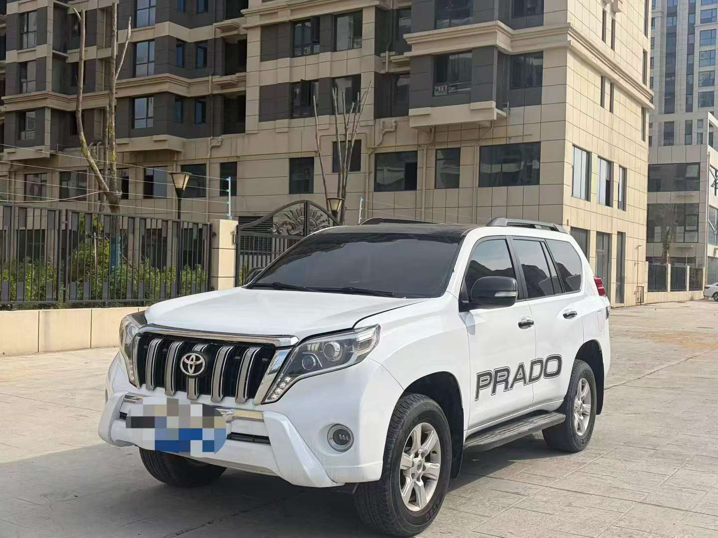 Toyota Prado 2012 4.0L Automatic 4WD 7-Seater 3