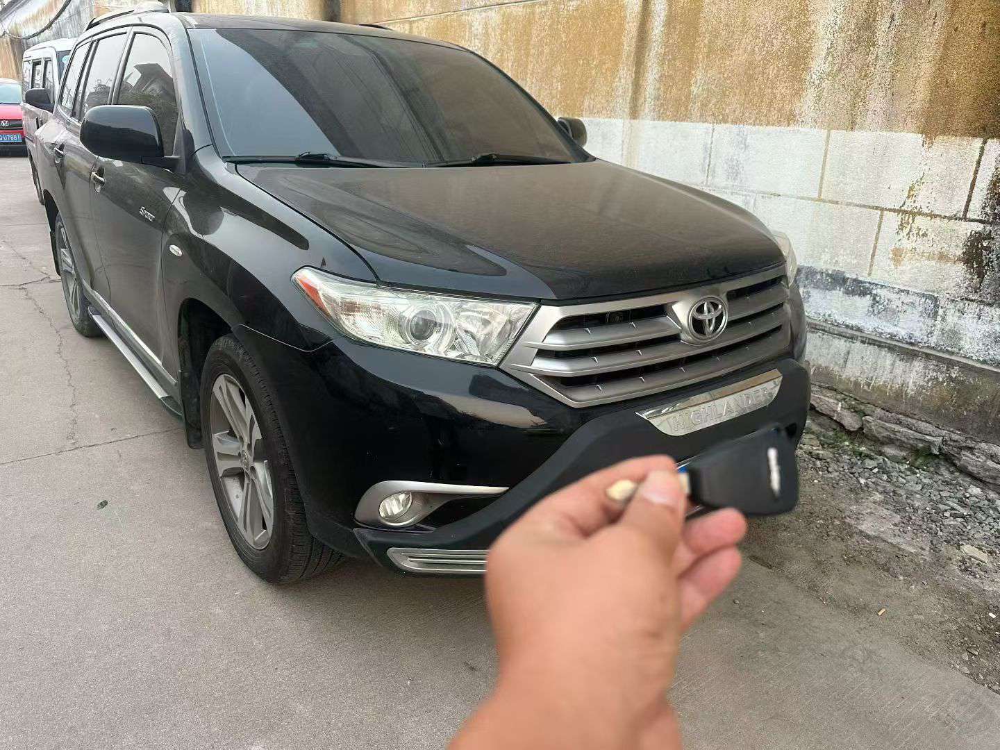 Toyota Highlander 7-Seat Luxury