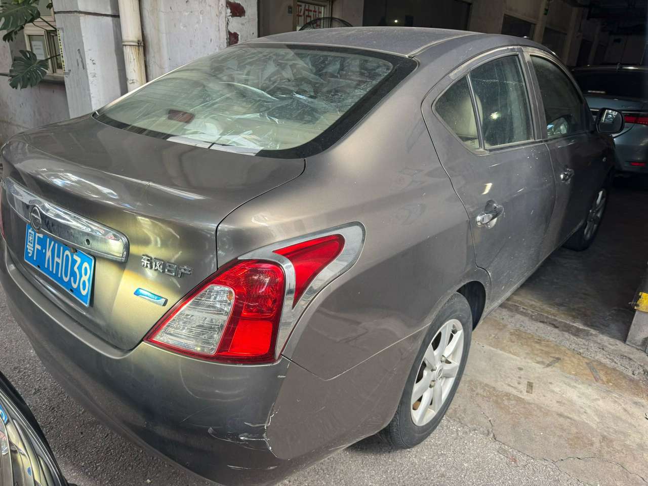 Nissan Sunny 2012 Manual Non-Powered Windows 7