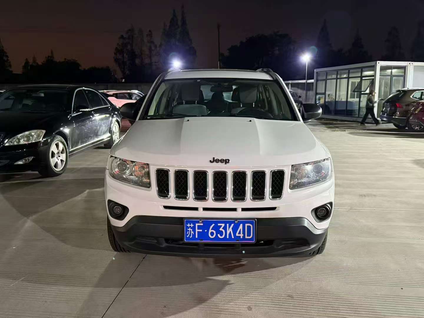 Jeep Compass 2.0L Automatic Sunroof 2