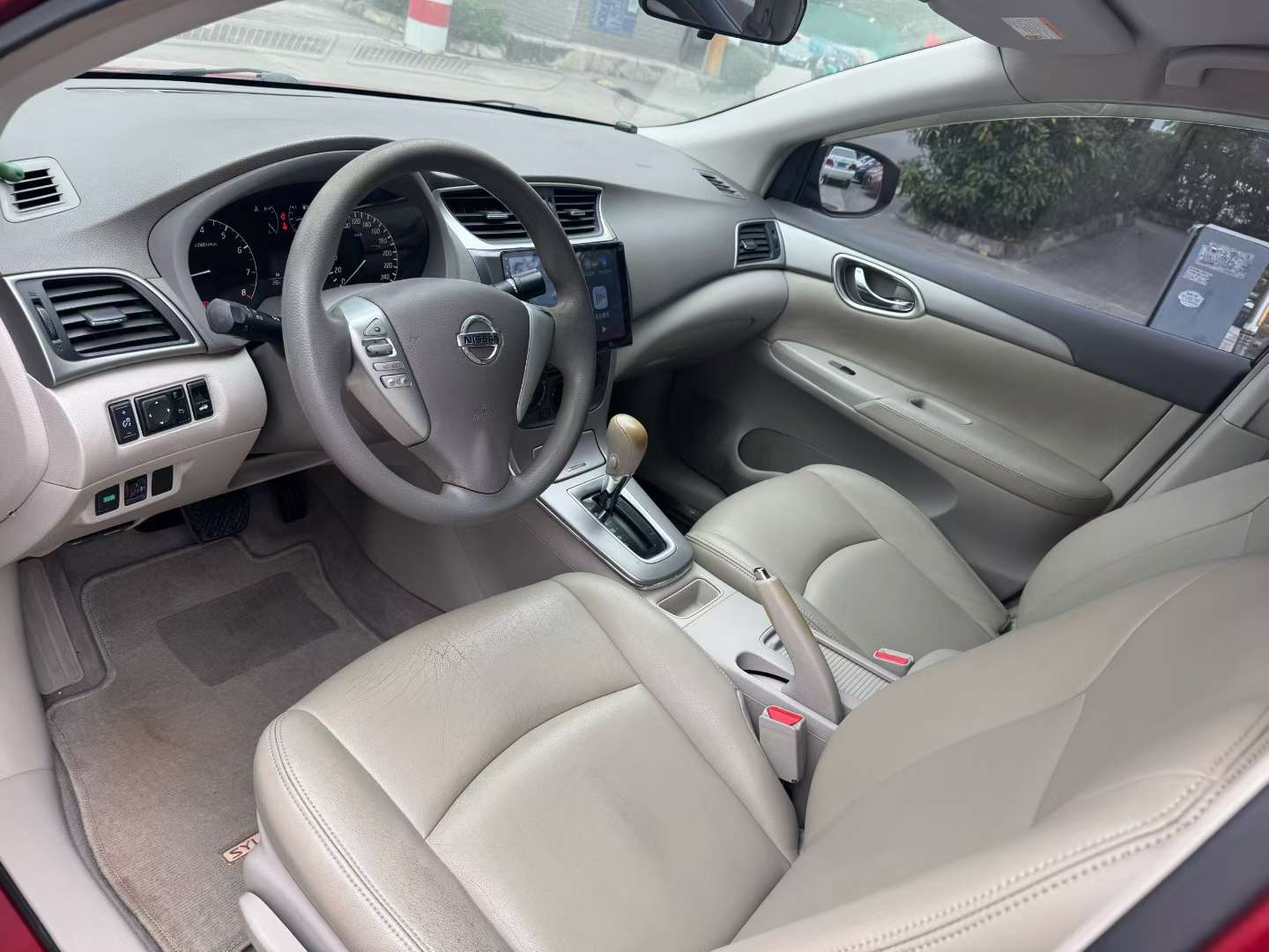 Nissan Sylphy 1.8L Automatic 8