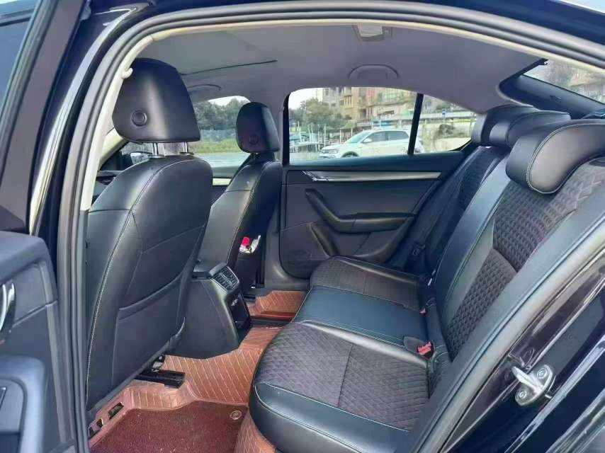Skoda Octavia 1.2T Automatic 6