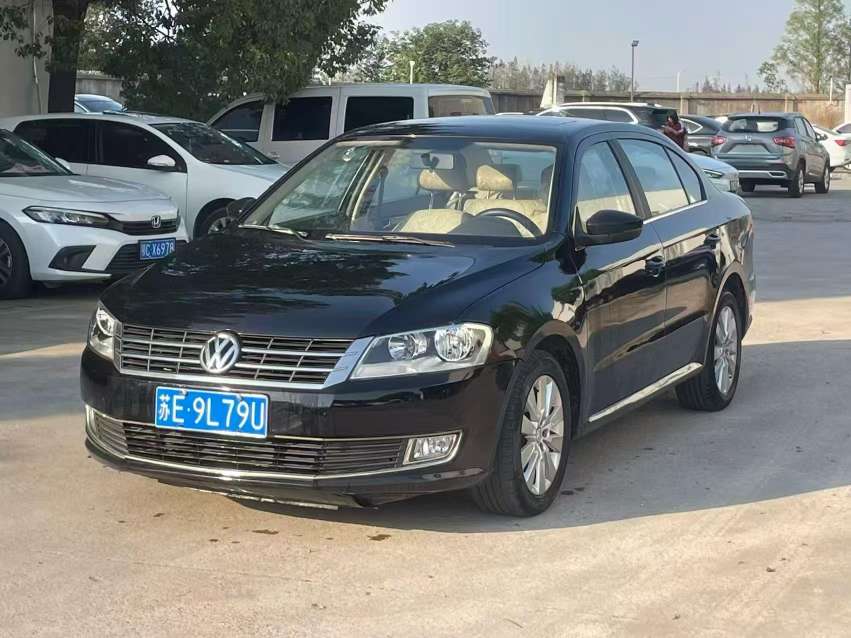 Volkswagen Lavida 1.4T Automatic Sunroof Trim 3