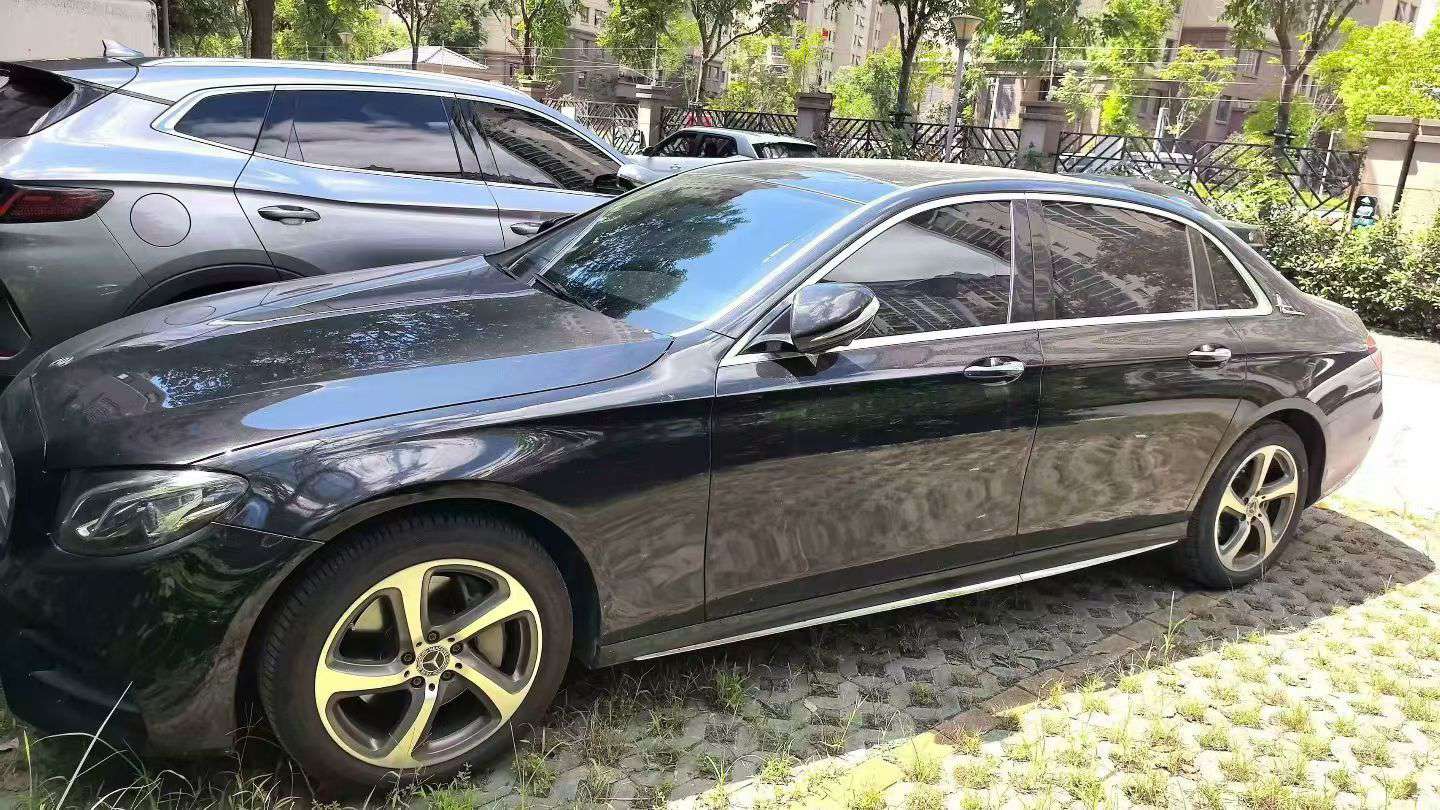 Mercedes-Benz E-Class E300L Luxury Sport