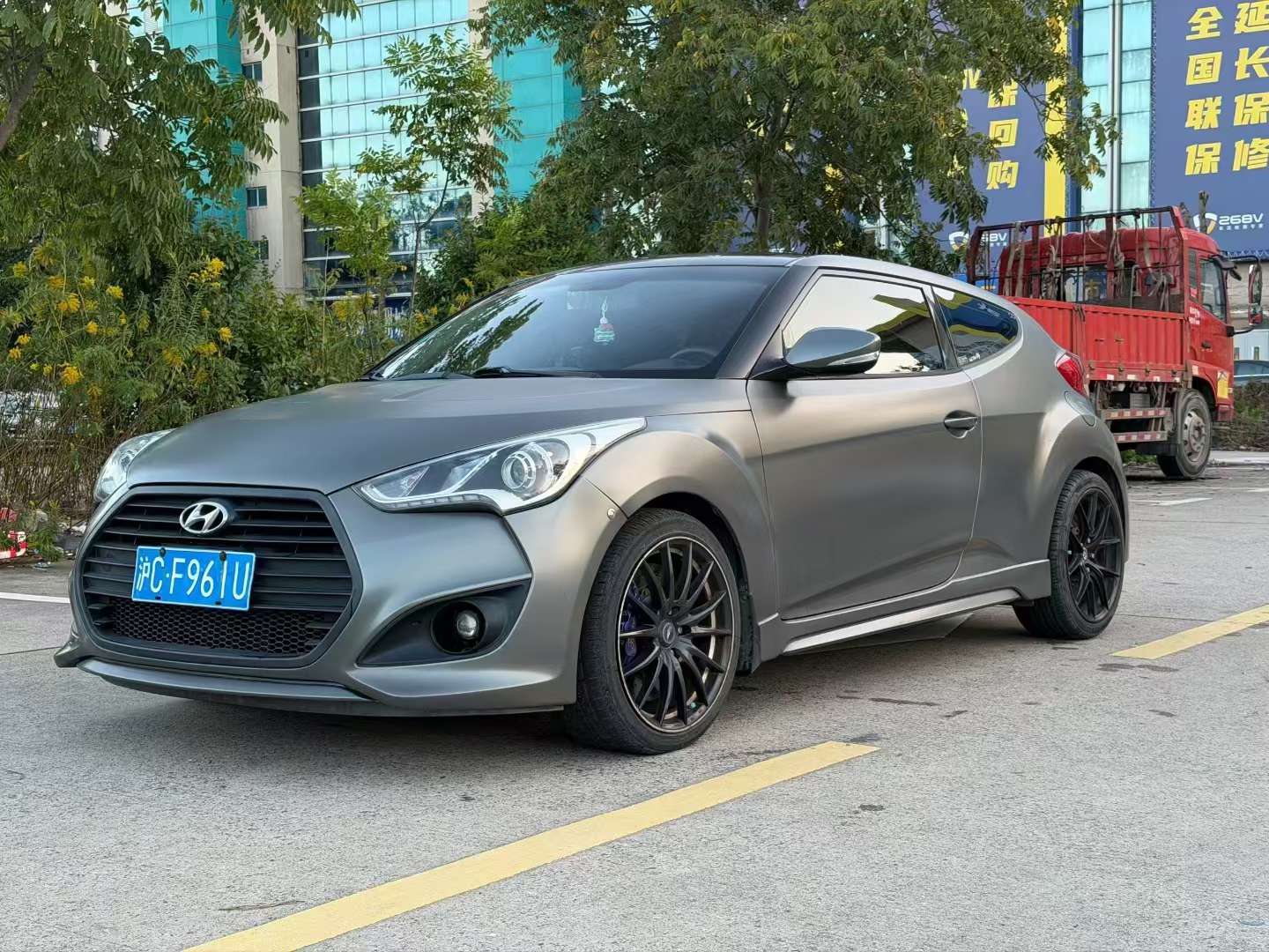 Hyundai Veloster