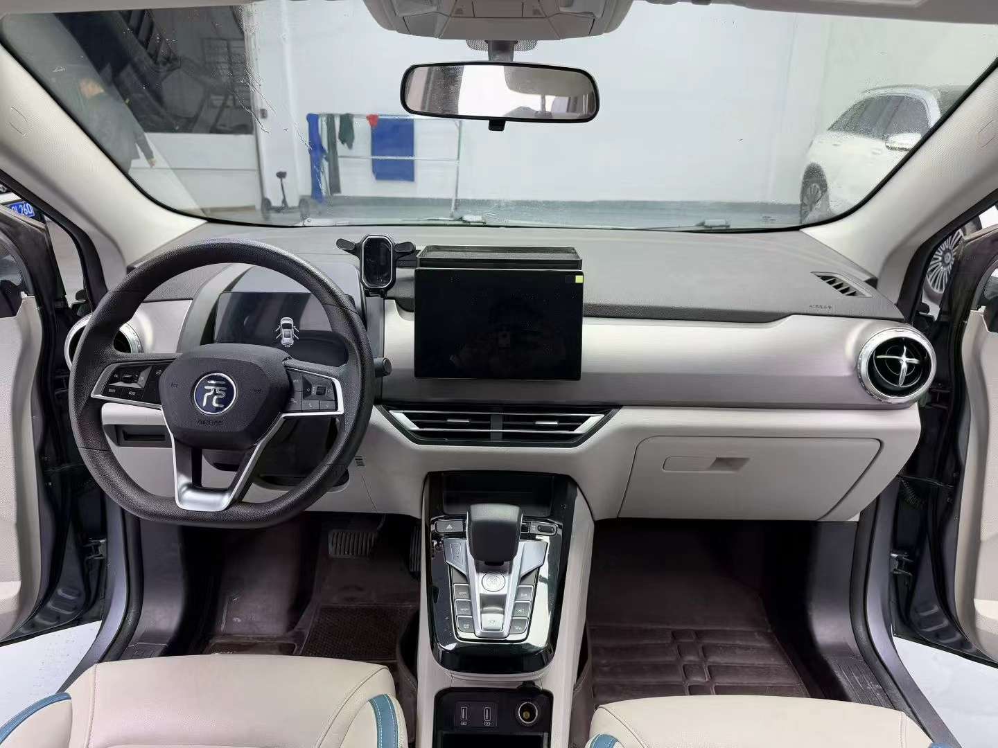 BYD Yuan Pro 8