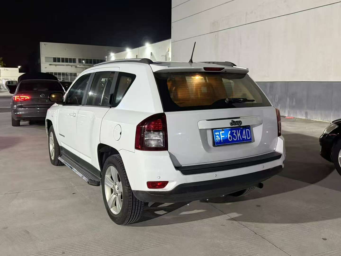 Jeep Compass 2.0L Automatic Sunroof 9