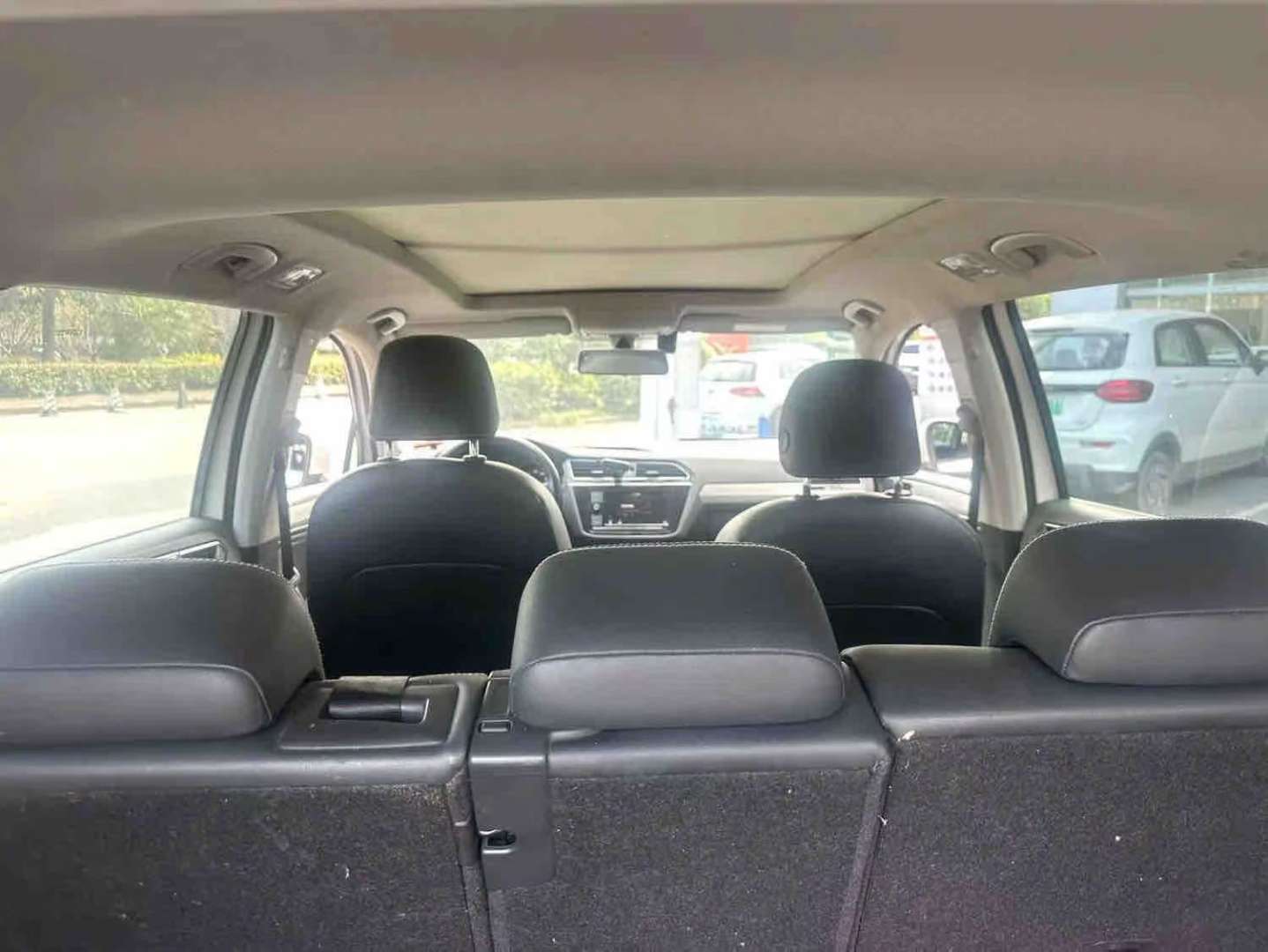 Volkswagen Tiguan L 330TSI Automatic 2WD Panorama Comfort 4