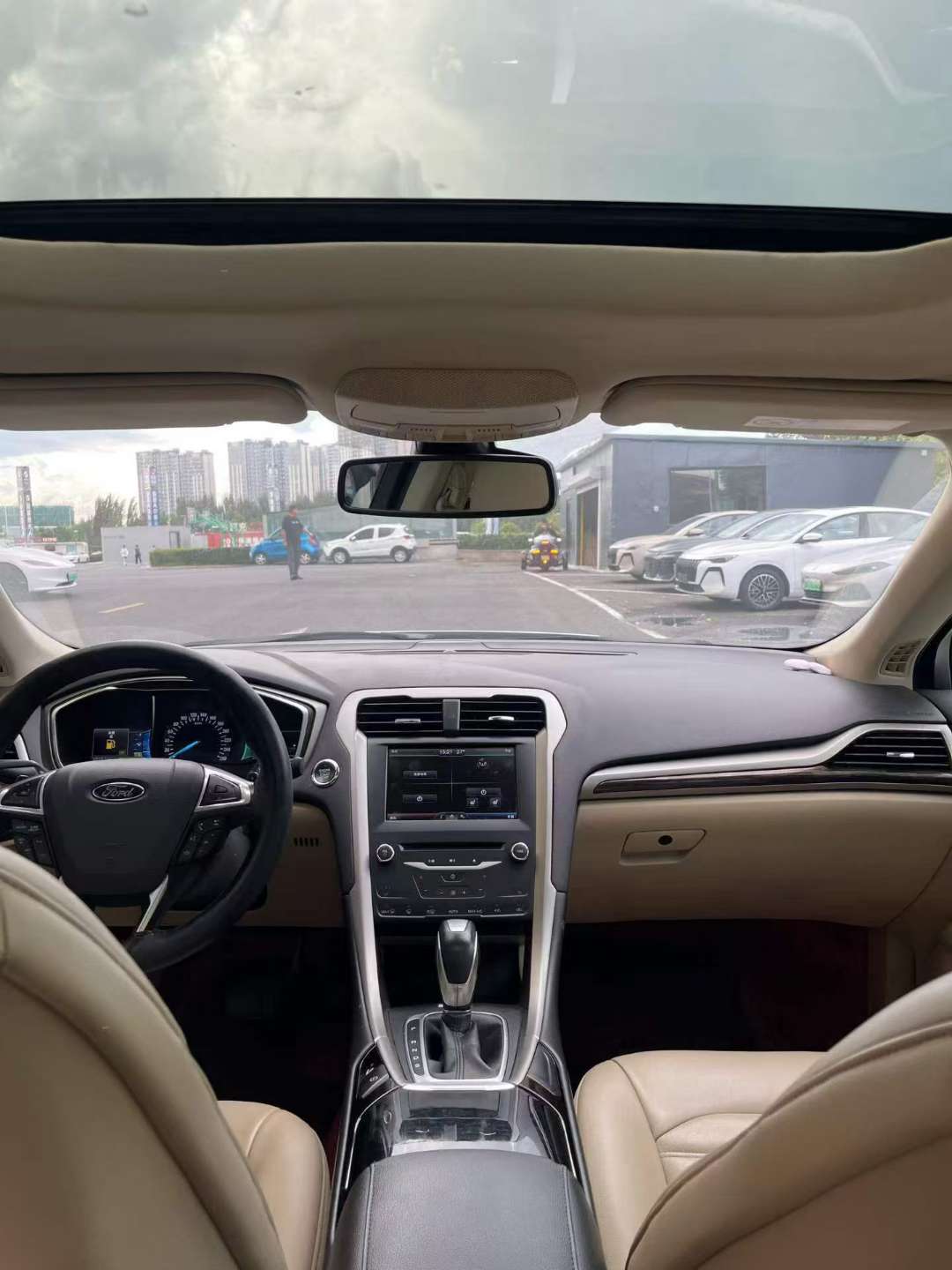 Ford Mondeo 8