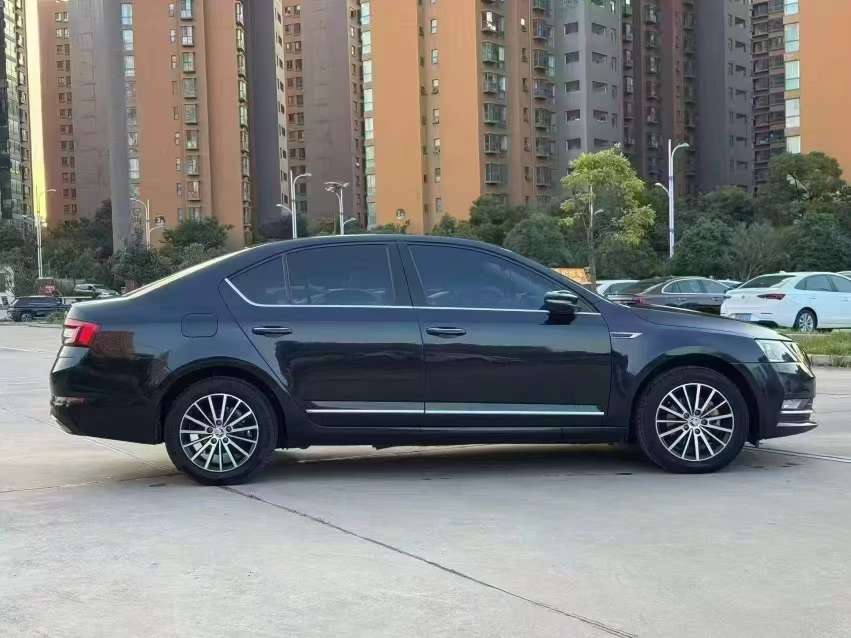 Skoda Octavia 1.2T Automatic 8