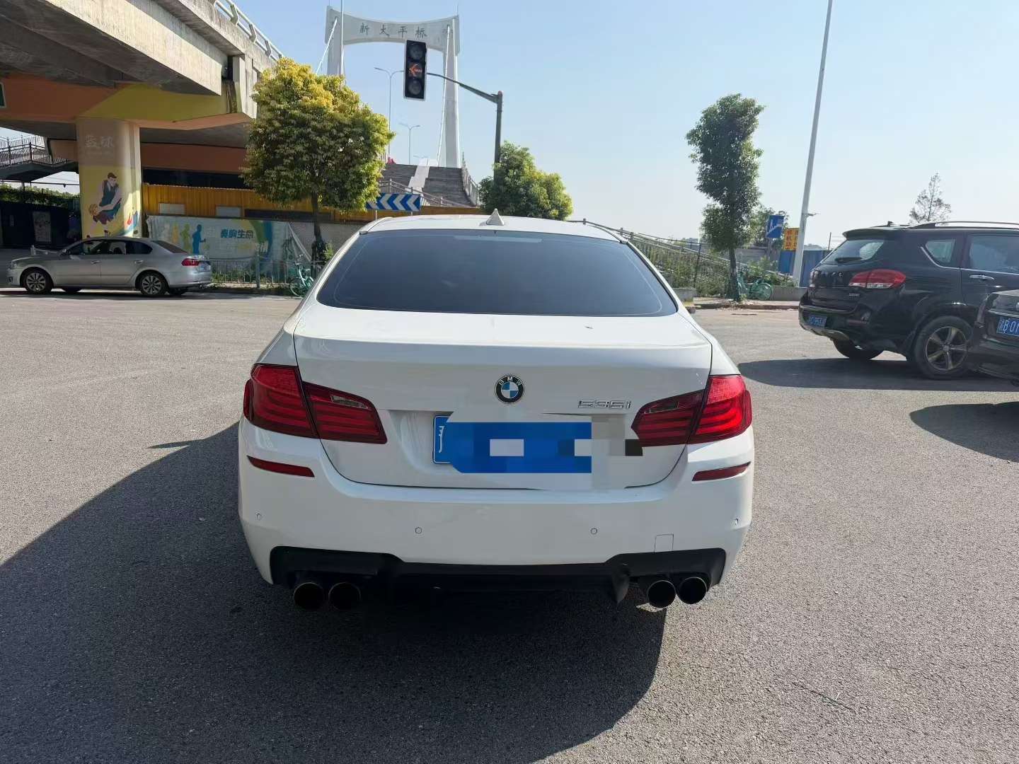 BMW 5 Series 525Li 2.0 4
