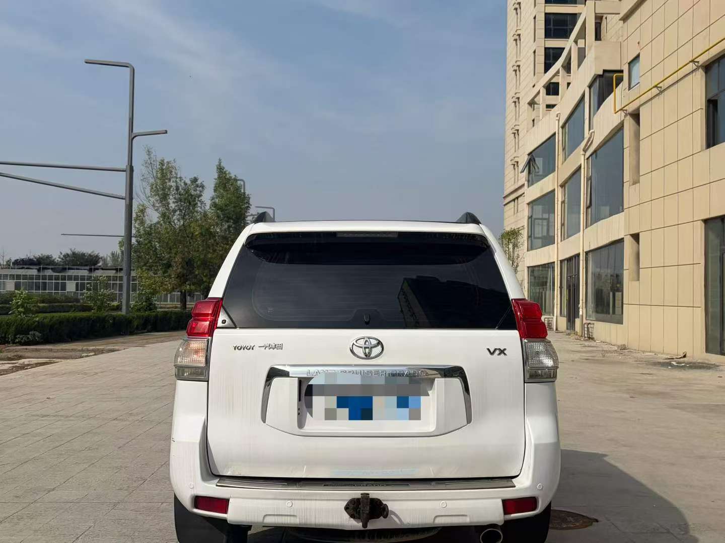 Toyota Prado 2012 4.0L Automatic 4WD 7-Seater 8