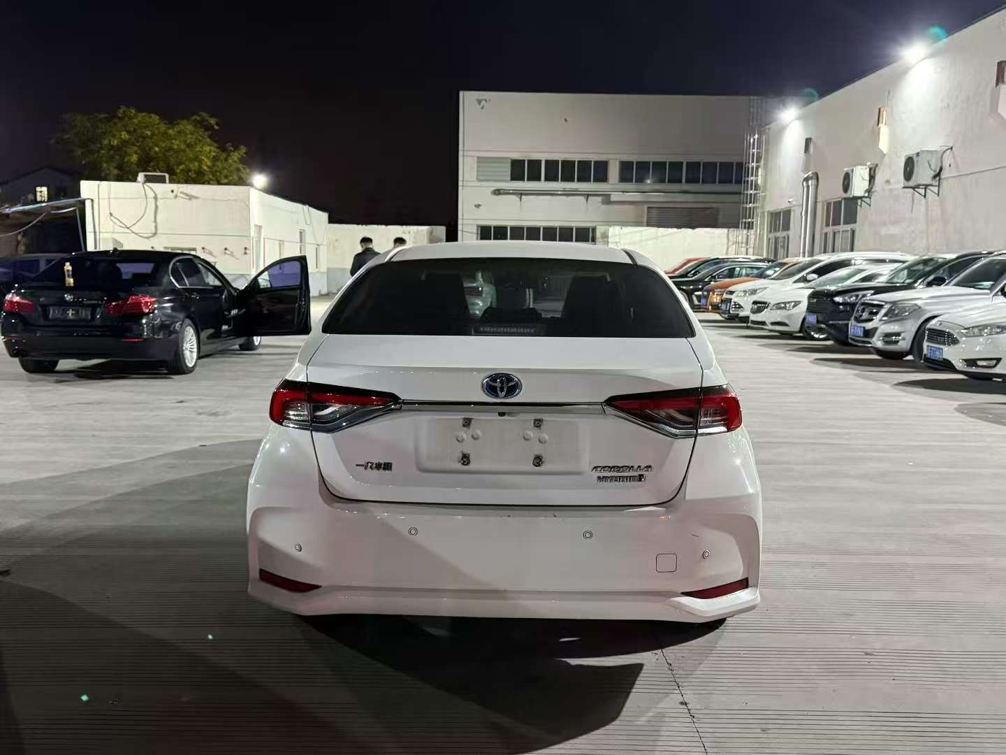 Toyota Corolla 2022 1.8 Hybrid 8