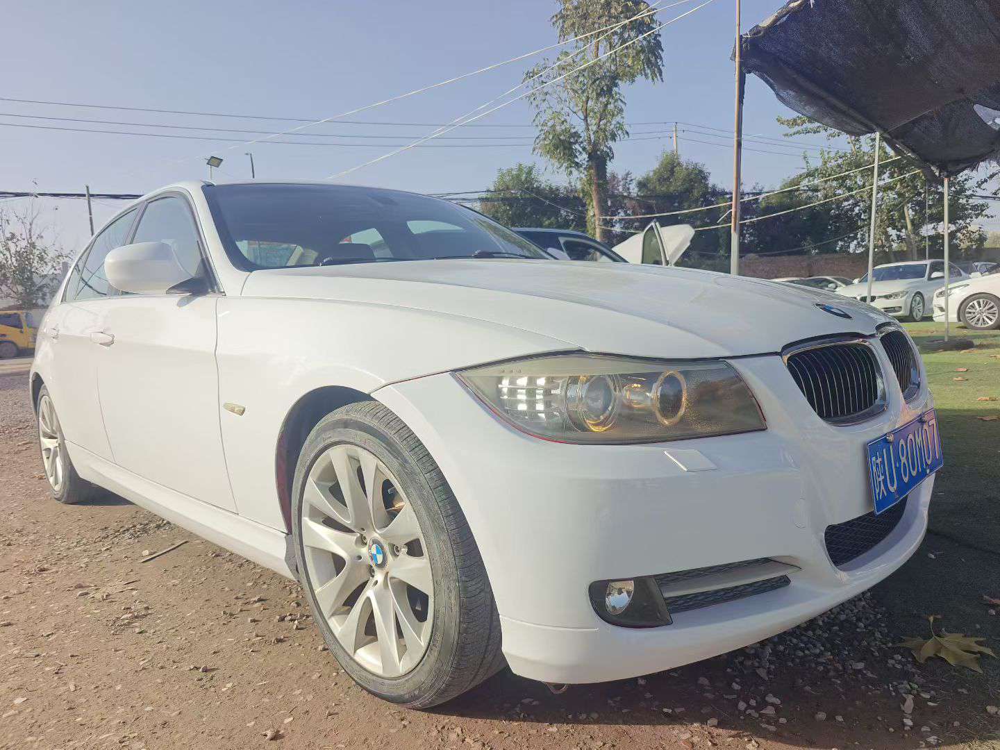 BMW 3 Series 320 Luxury Edition 3