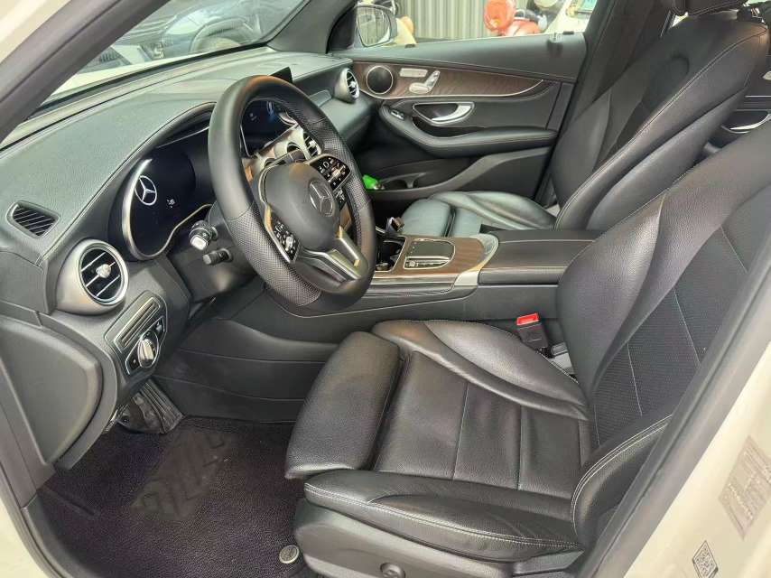 Mercedes-Benz GLC 2019 2.0T Automatic Sunroof 4WD Dynamic Edition 6