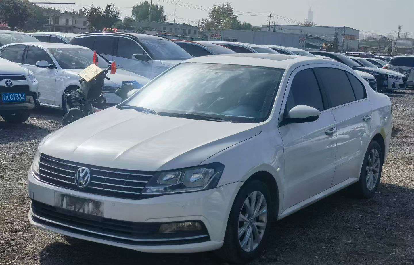 Volkswagen Lavida 1.6L Automatic 2