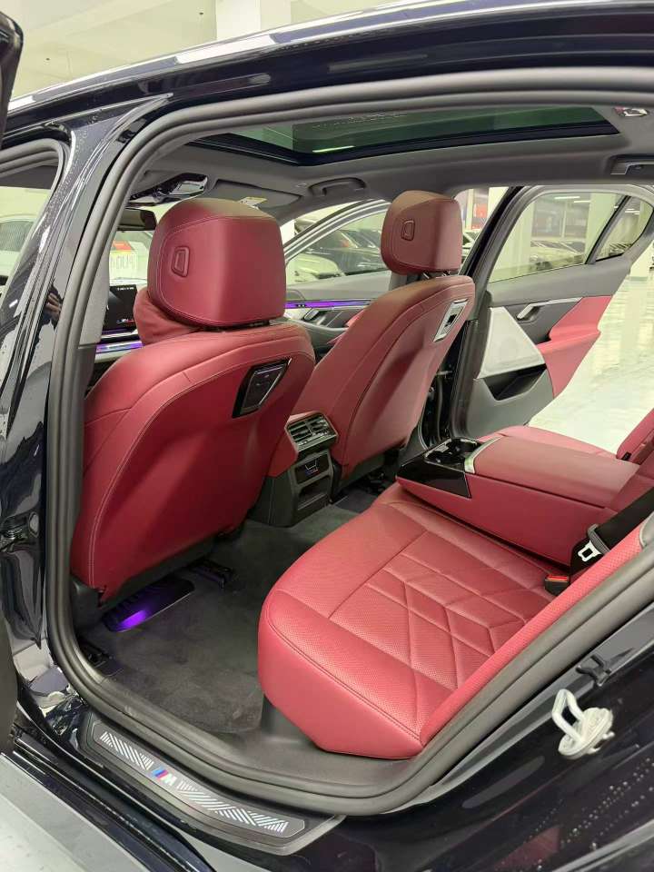 BMW i5 2025 Electric 9