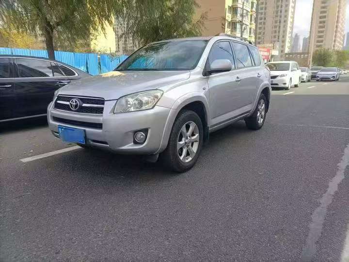 Toyota RAV4 2009 RAV4 Automatic Sunroof 4WD Top Trim 2