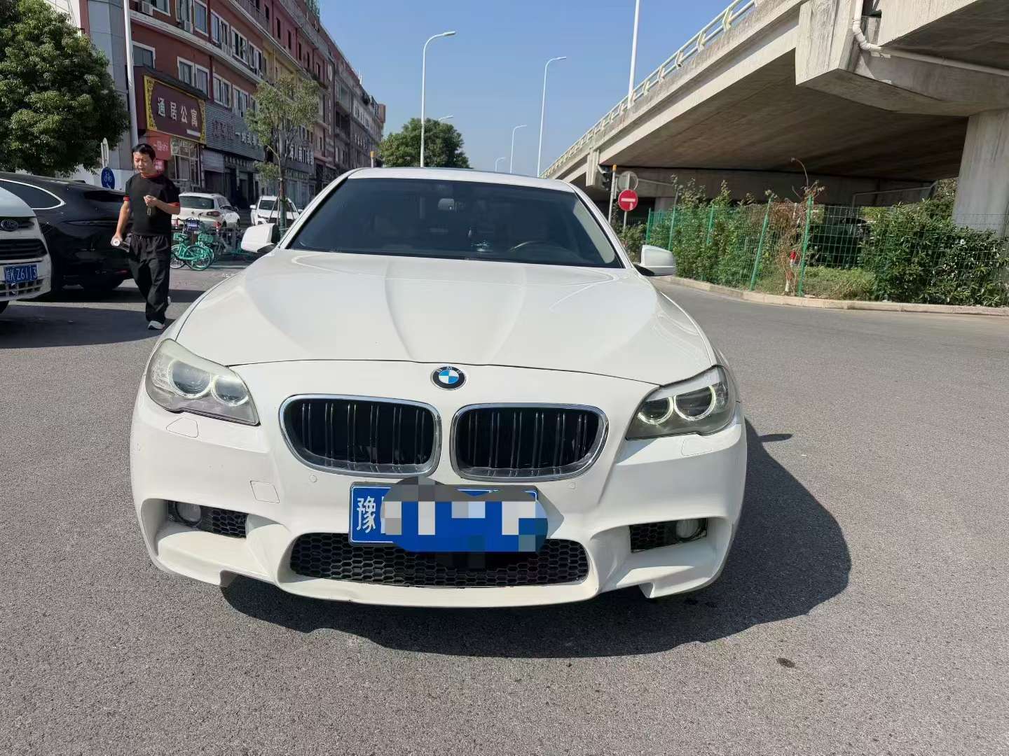 BMW 5 Series 525Li 2.0