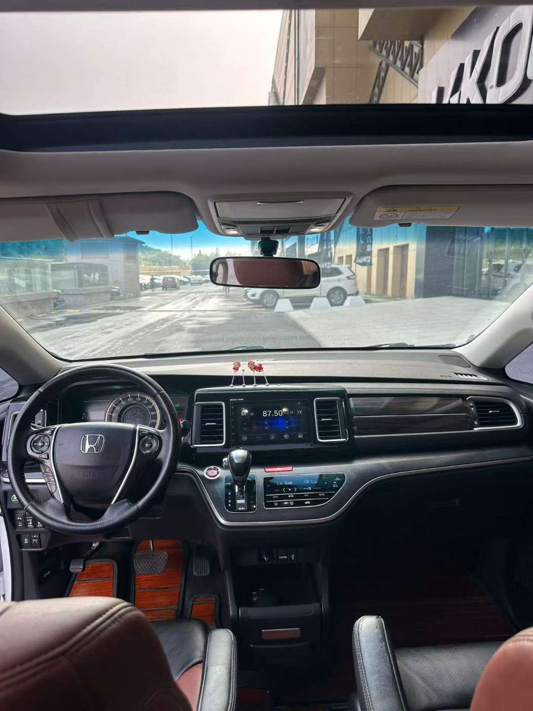 Honda Elysion 2.4 Automatic 8