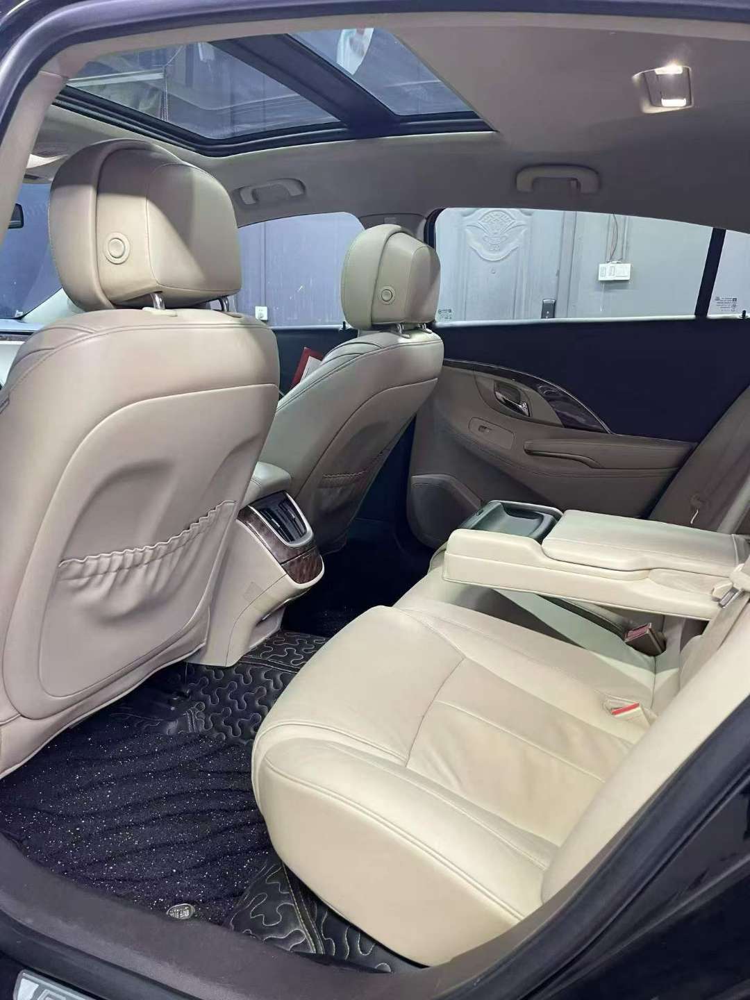 Buick LaCrosse 2.4L Automatic 9