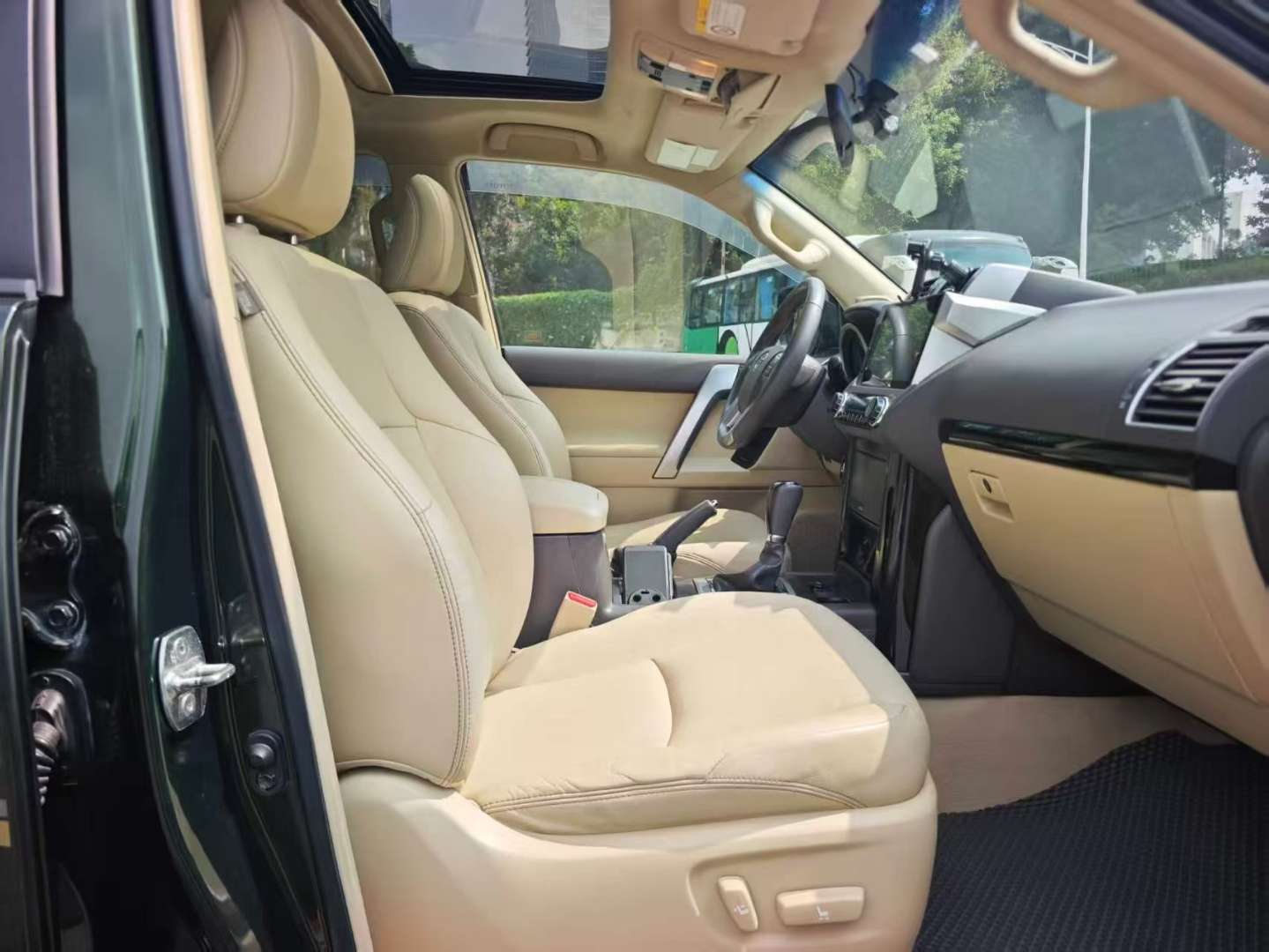 Toyota Prado 2016 2.7 Automatic Standard 5-Seat 7