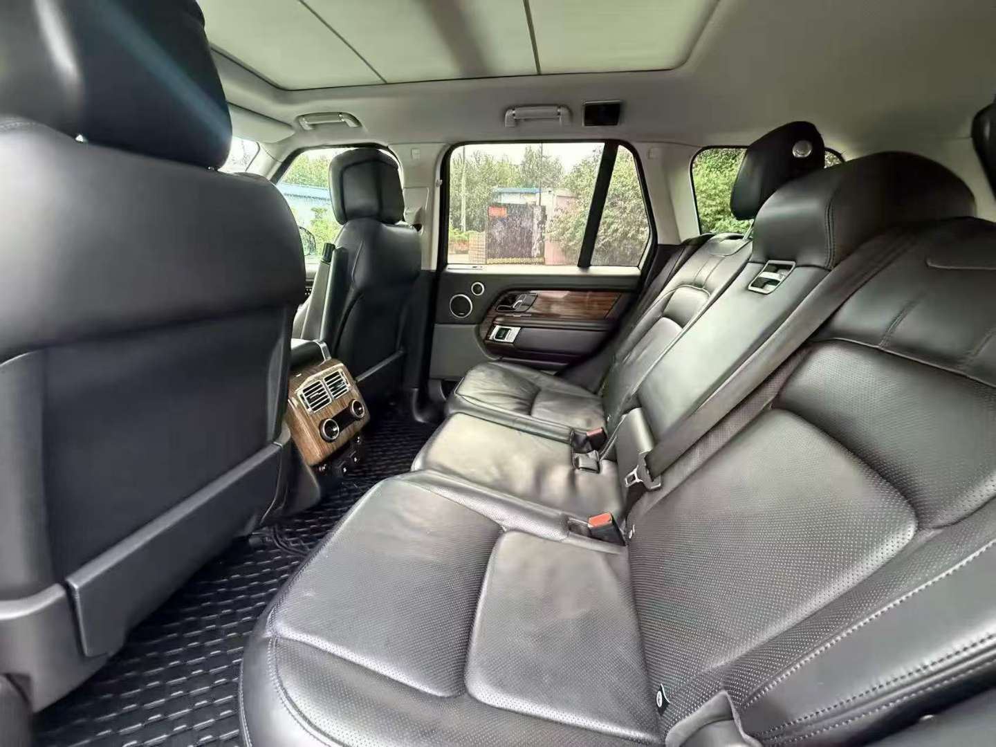 Land Rover Executive 2019 3.0T 9