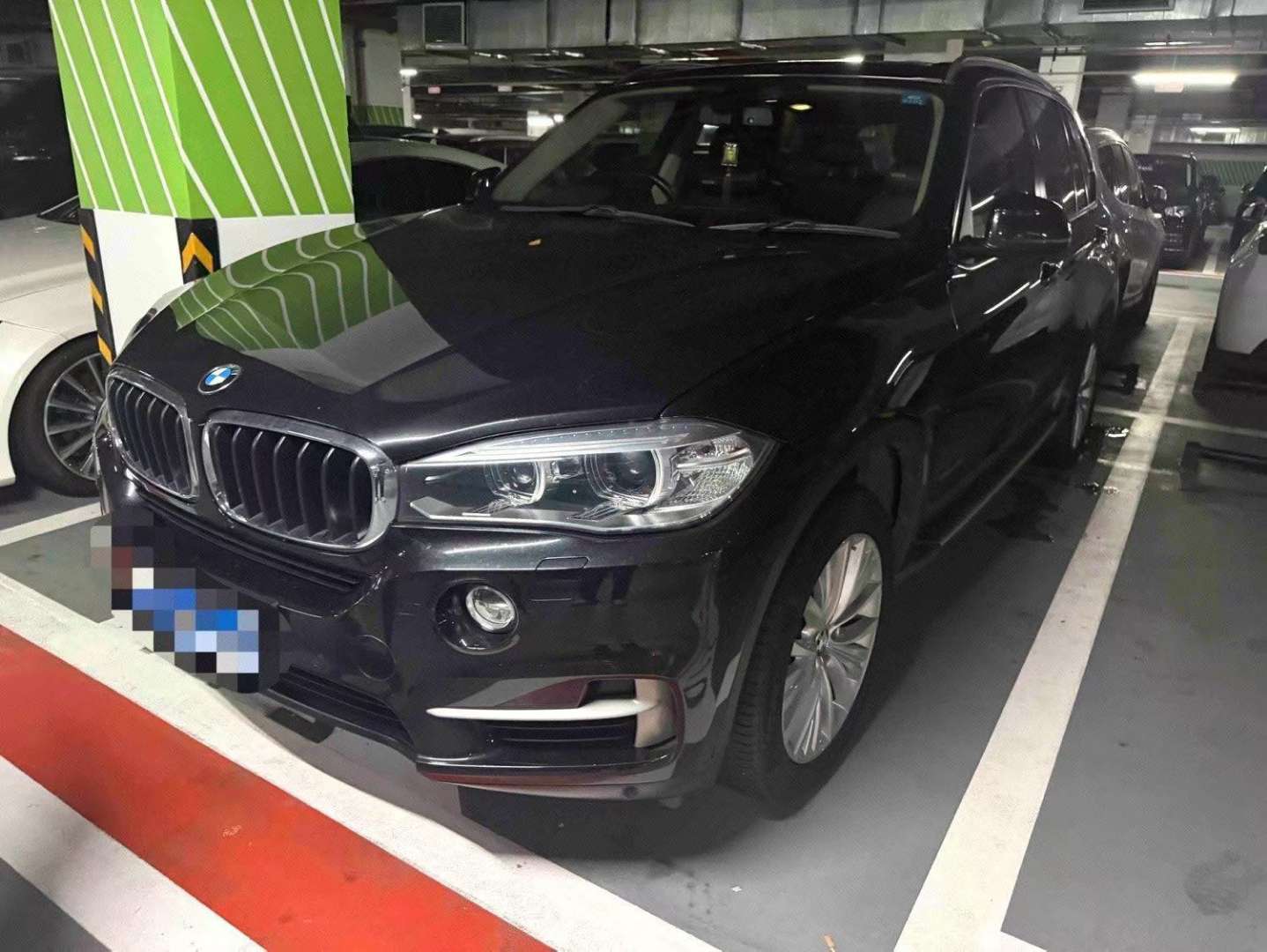 BMW X5 2014 xDrive35i Leading Edition