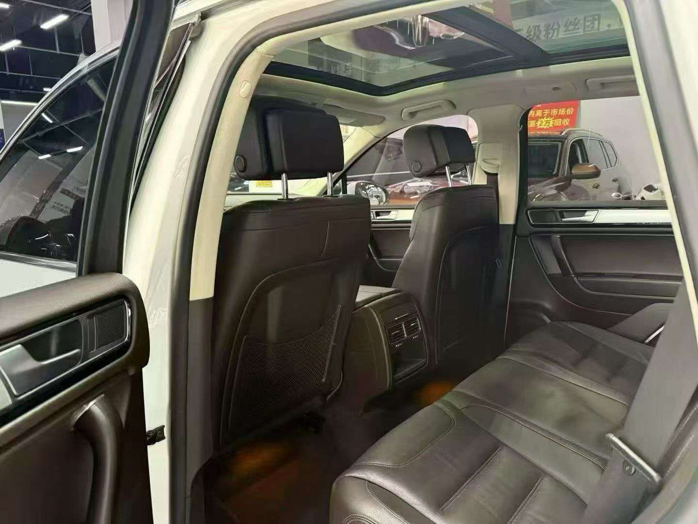 Volkswagen Touareg 2016 3.0T 7