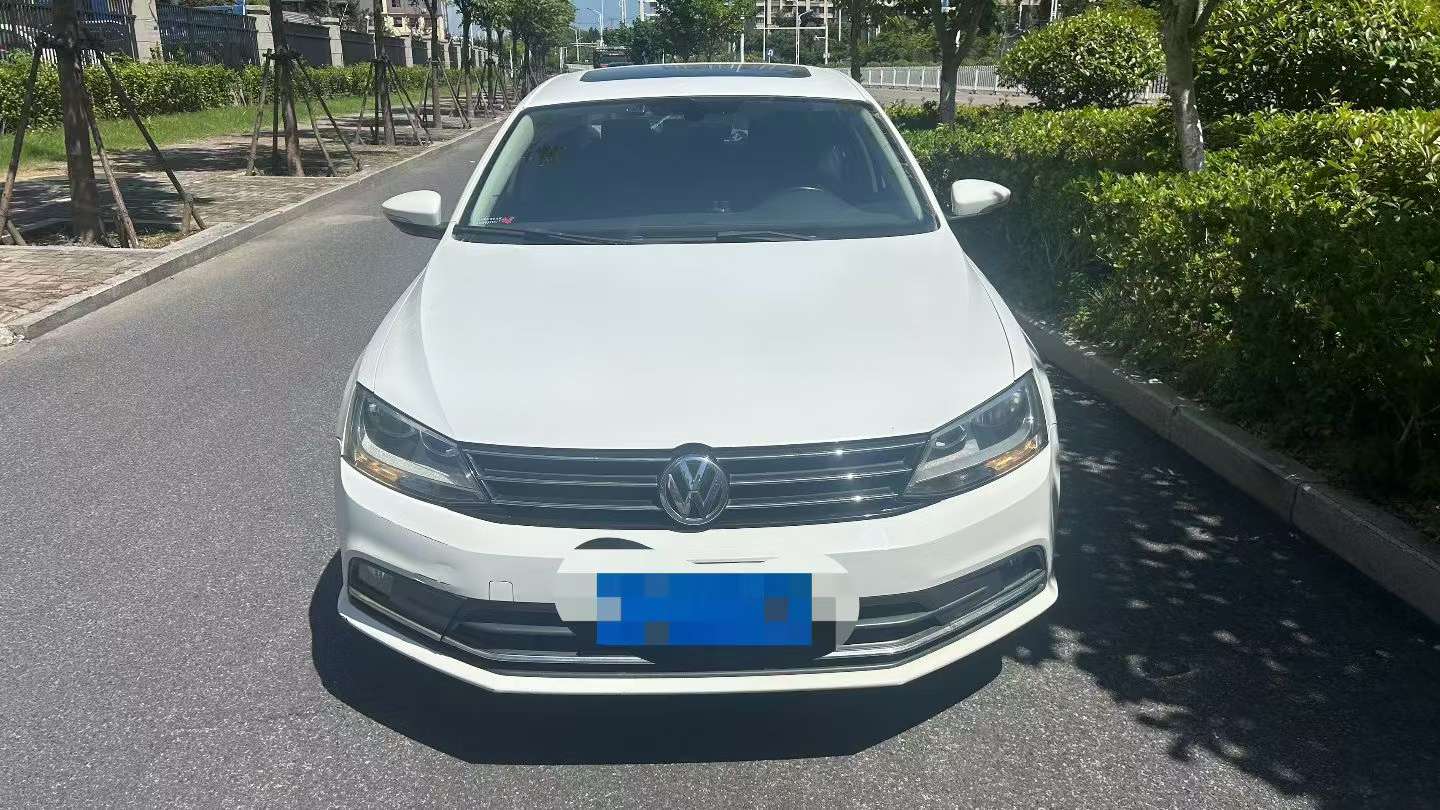 Volkswagen Sagitar 2018 1.6L Automatic Comfort