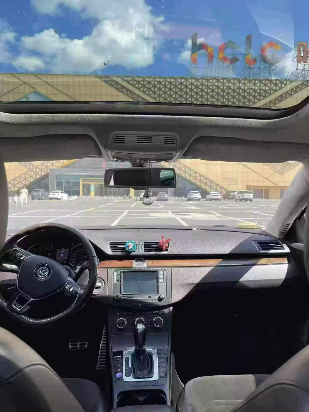 Volkswagen Magotan 9