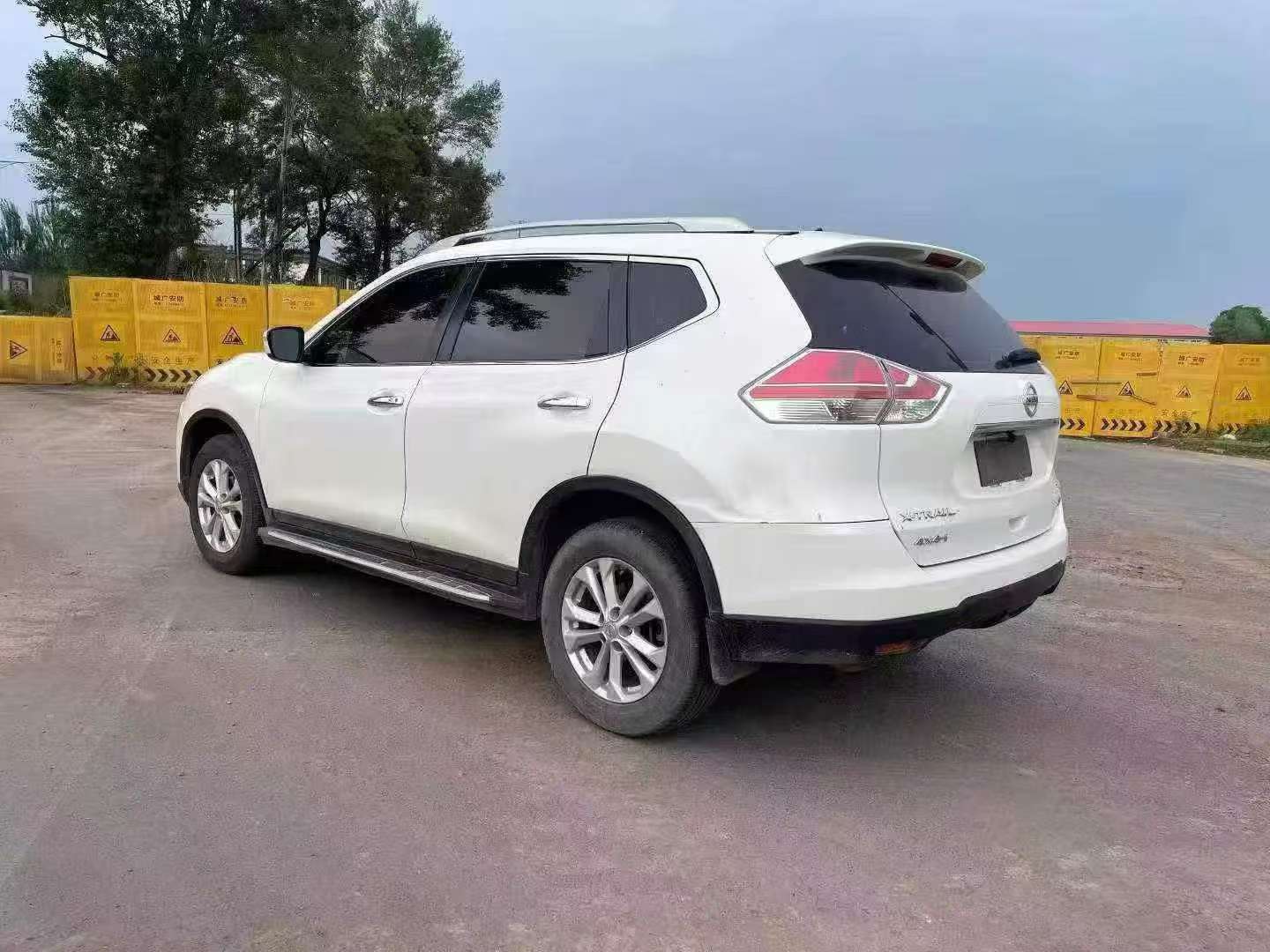 Nissan X-Trail 7