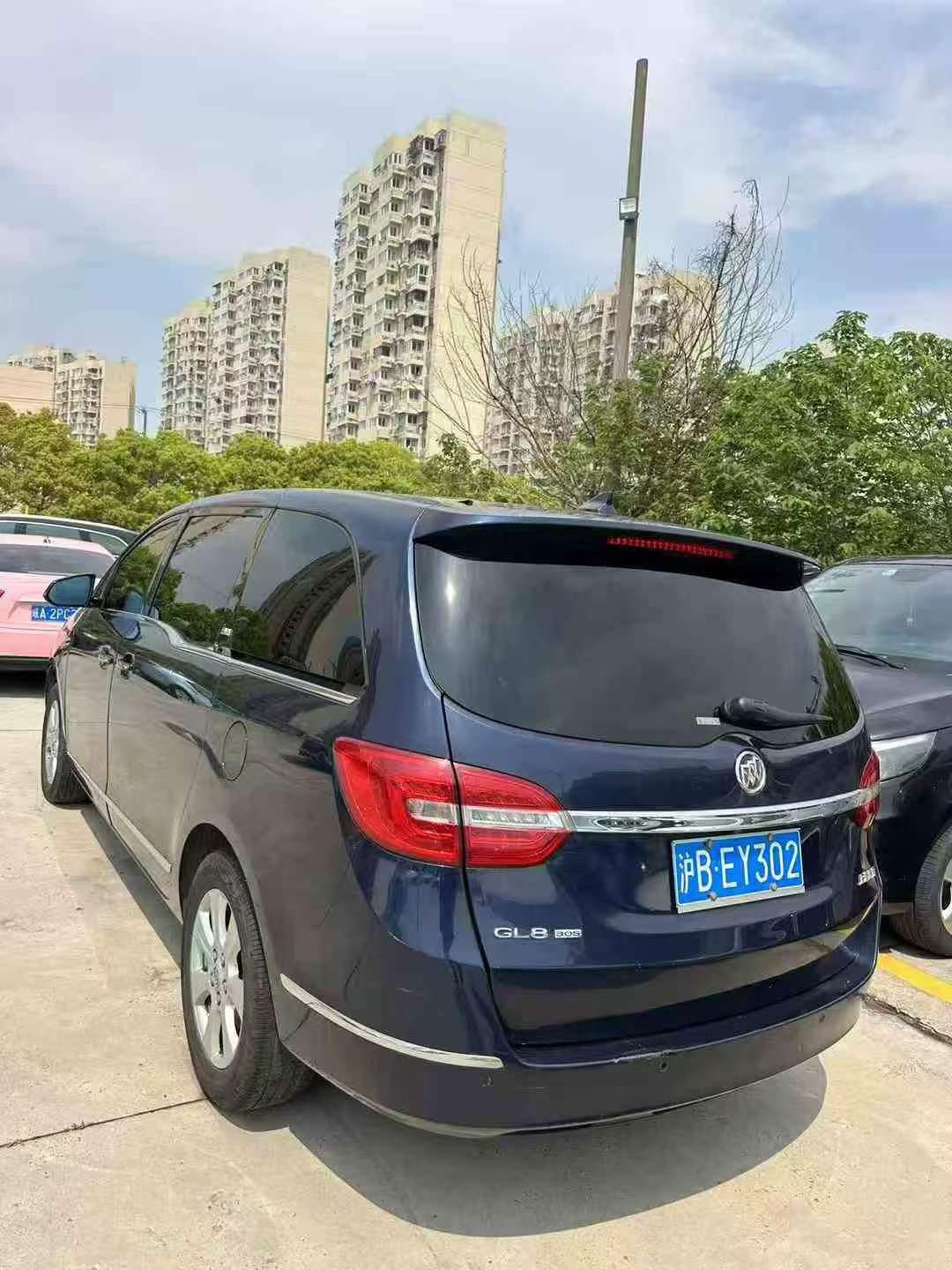 Buick GL8 Fat Head Fish 3.0L Automatic Sunroof 3