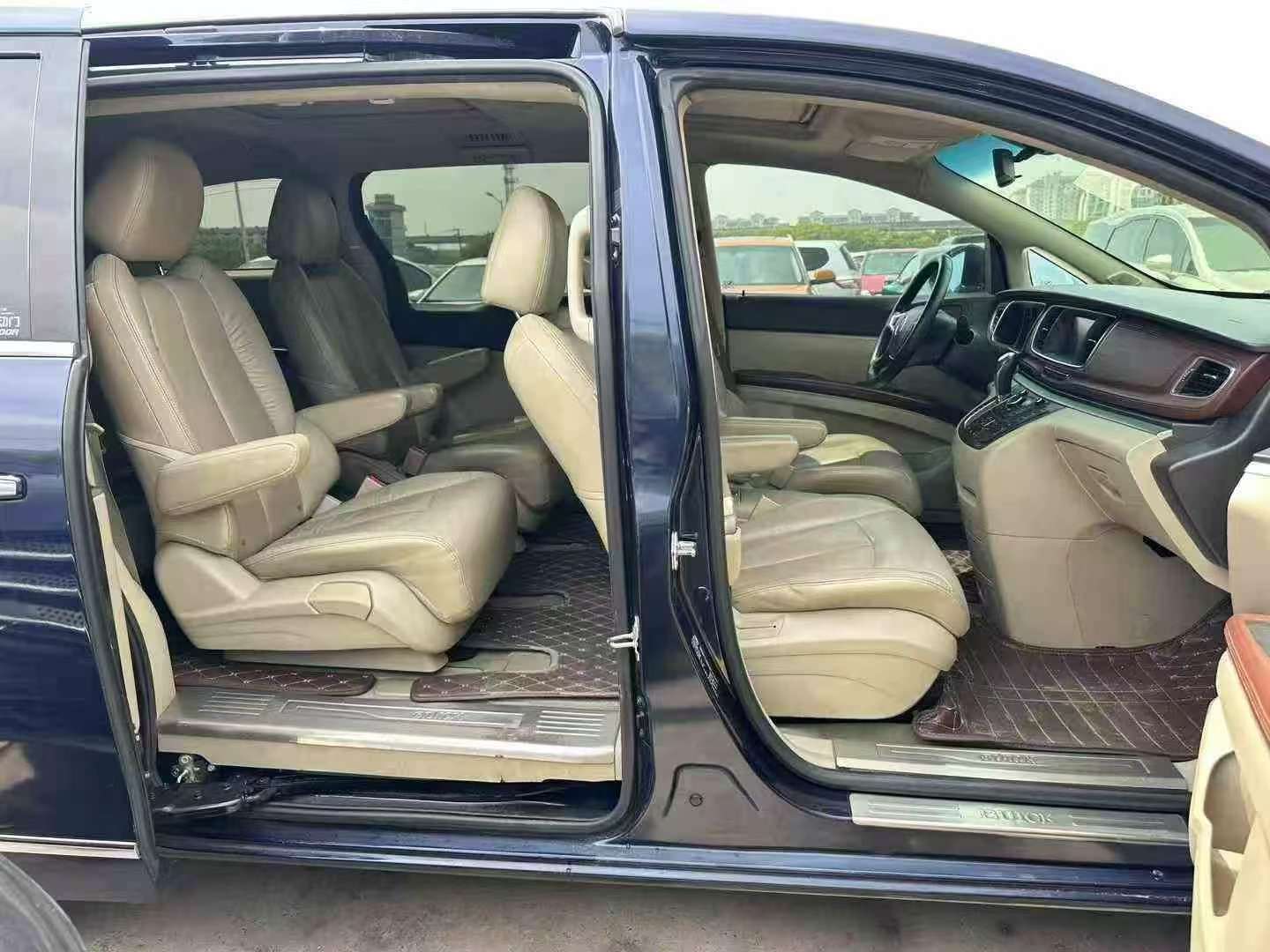Buick GL8 Fat Head Fish 3.0L Automatic Sunroof 6