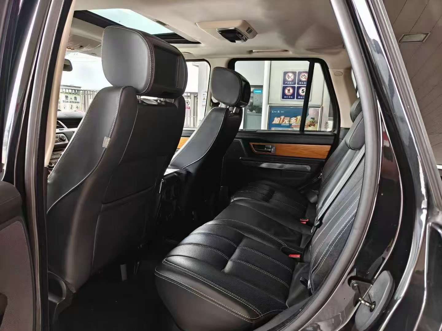 Land Rover Range Rover Sport 5.0 V8 Automatic 4WD 3