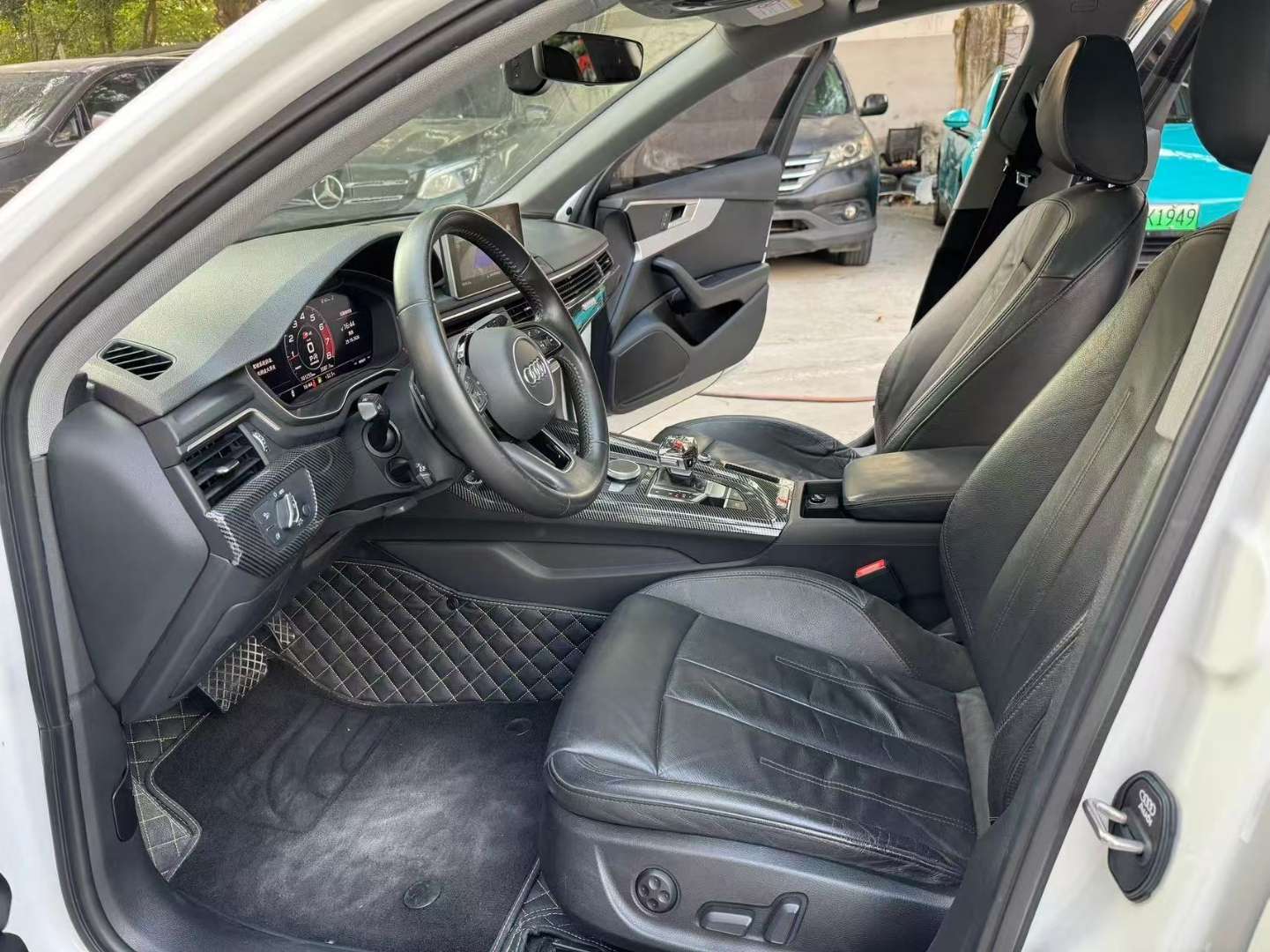 Audi A4L 2.0T Automatic Sunroof Style Edition 5