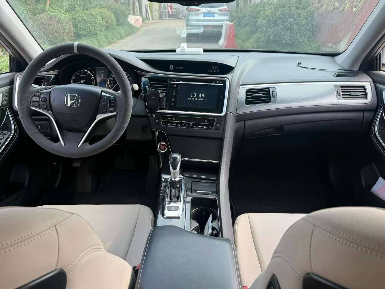 Honda Spirior 2.4 Luxury 5